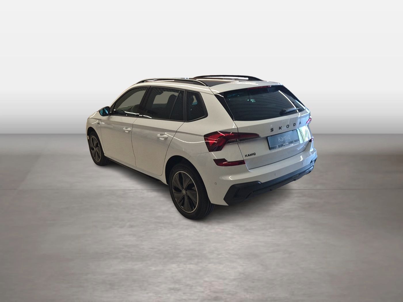 Fahrzeugabbildung SKODA Kamiq 1.5 TSI Monte Carlo Matrix AHK Pano SD ACC - mit KI generiert/bearbeitet