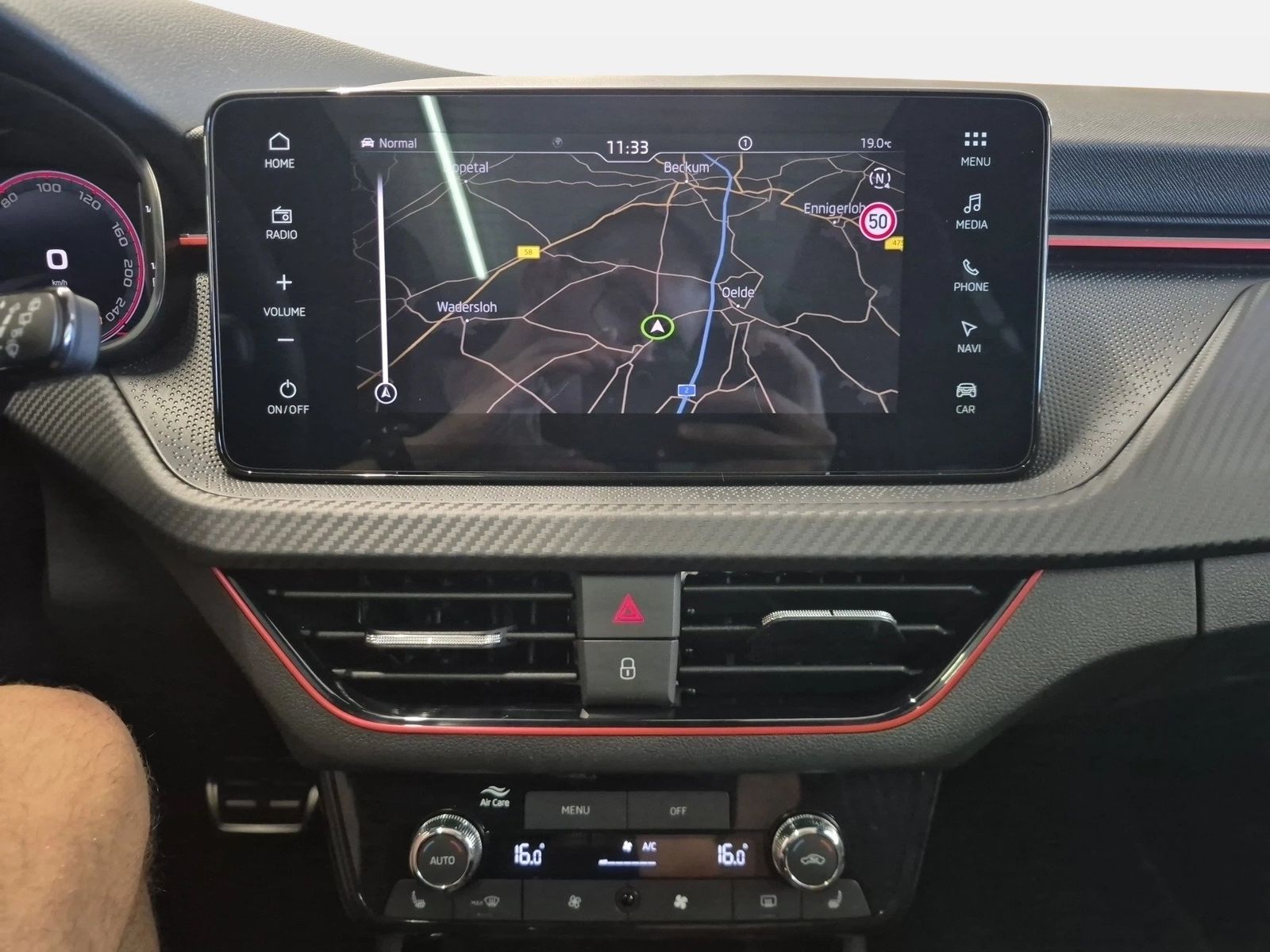 Fahrzeug autohaus mense Fahrzeugabbildung SKODA Kamiq 1.5 TSI Monte Carlo Matrix AHK Pano SD ACC