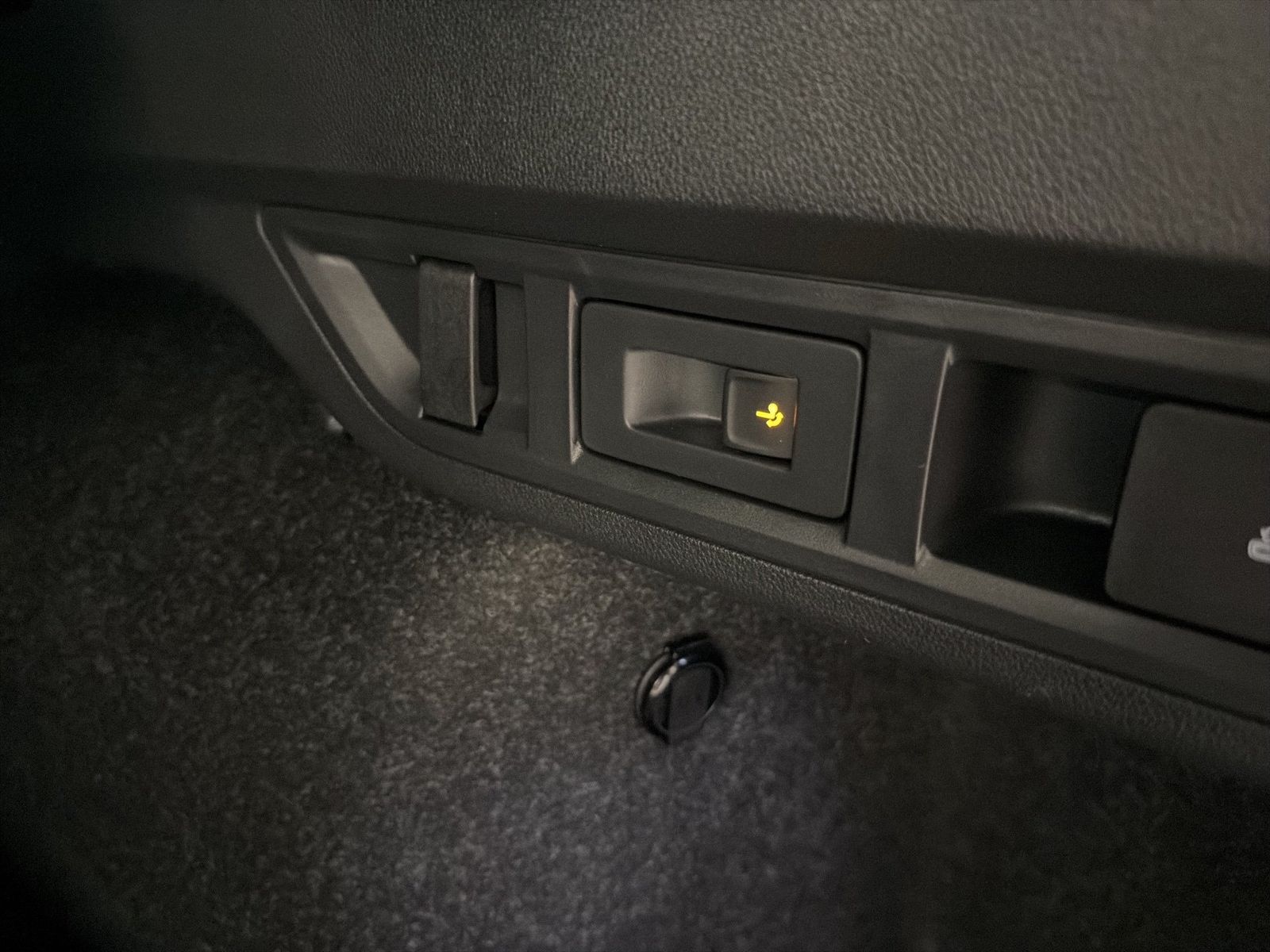 Fahrzeug autohaus mense Fahrzeugabbildung SKODA Octavia Combi 2.0 TSI W RS Matrix AHK ACC LED