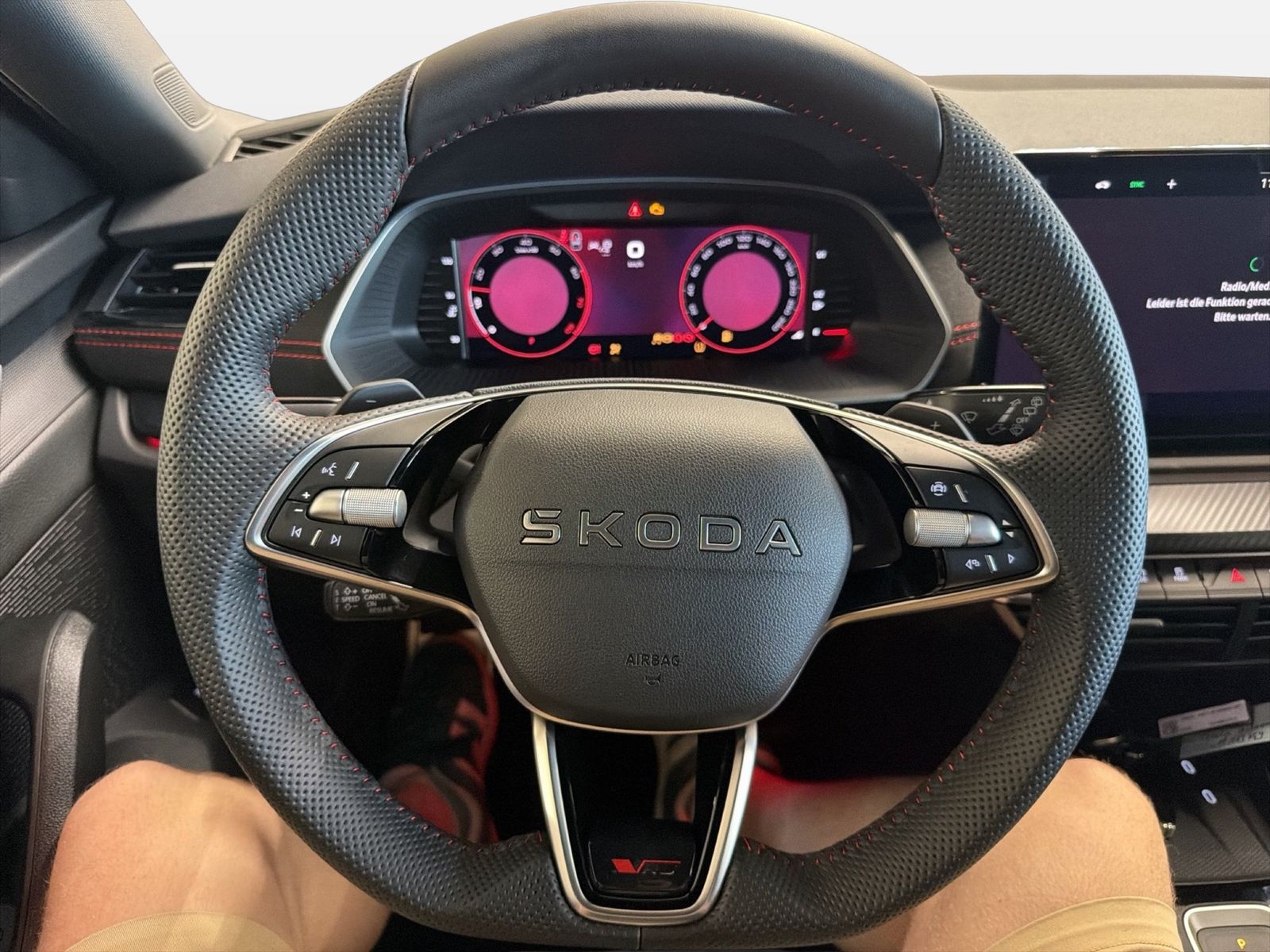 Fahrzeug autohaus mense Fahrzeugabbildung SKODA Octavia Combi 2.0 TSI W RS Matrix AHK ACC LED