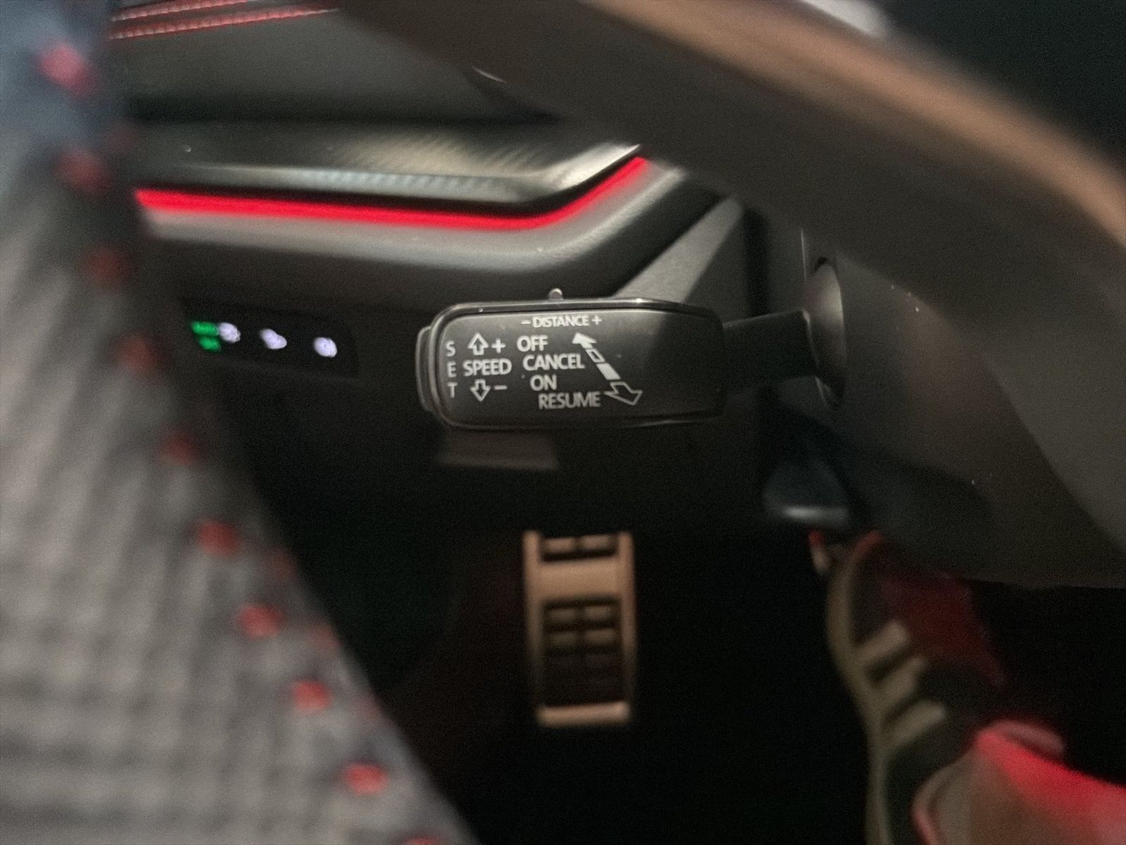 Fahrzeug autohaus mense Fahrzeugabbildung SKODA Octavia Combi 2.0 TSI W RS Matrix AHK ACC LED