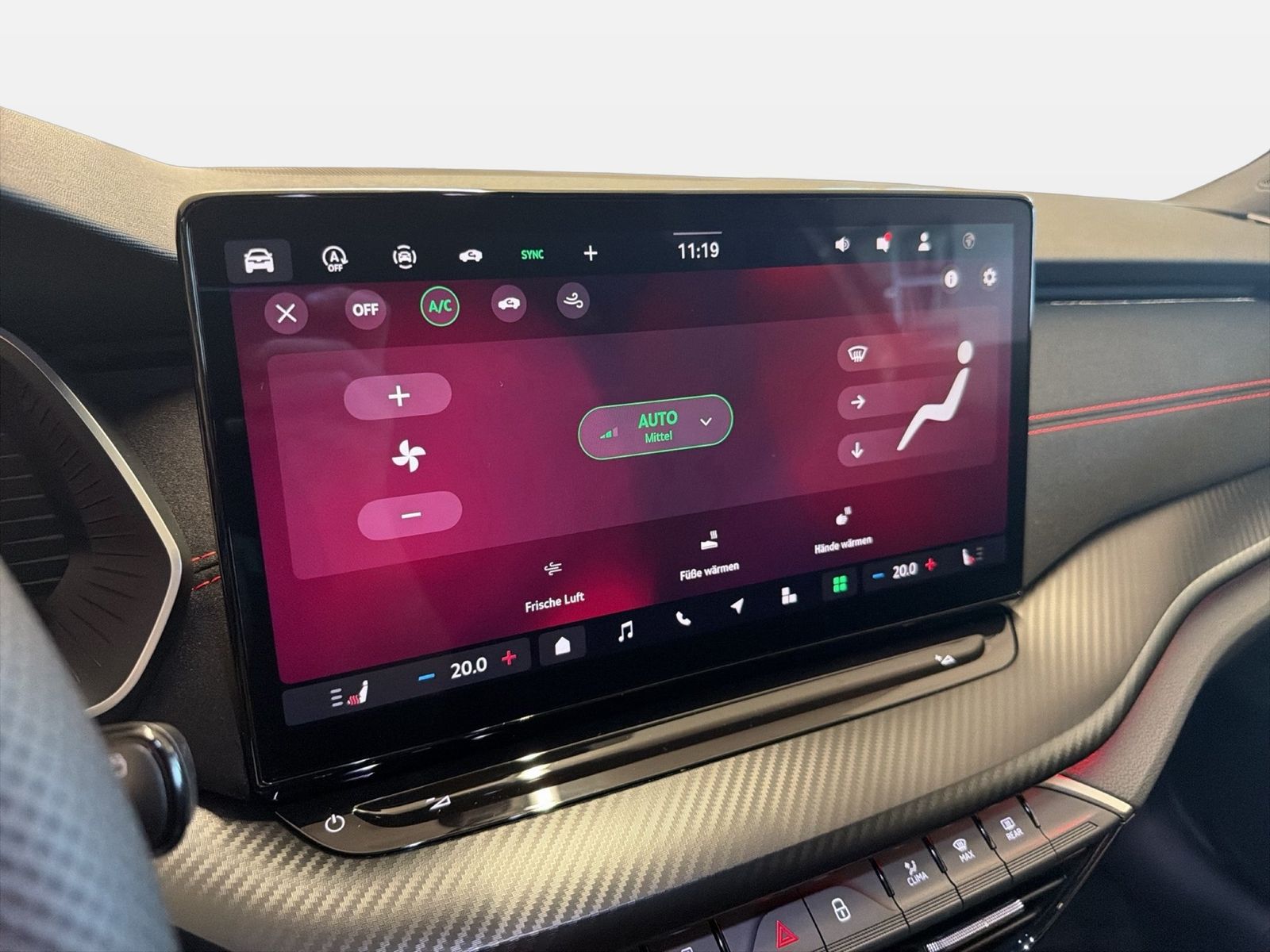 Fahrzeugabbildung SKODA Octavia Combi 2.0 TSI W RS Matrix AHK ACC LED
