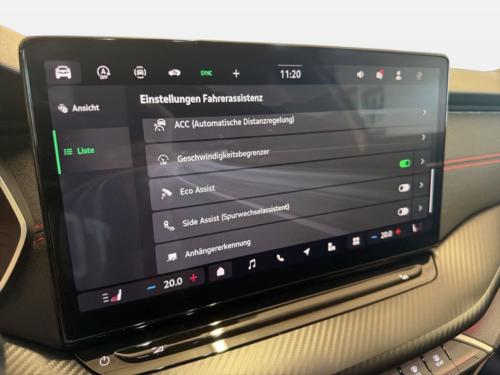 Fahrzeugabbildung SKODA Octavia Combi 2.0 TSI W RS Matrix AHK ACC LED