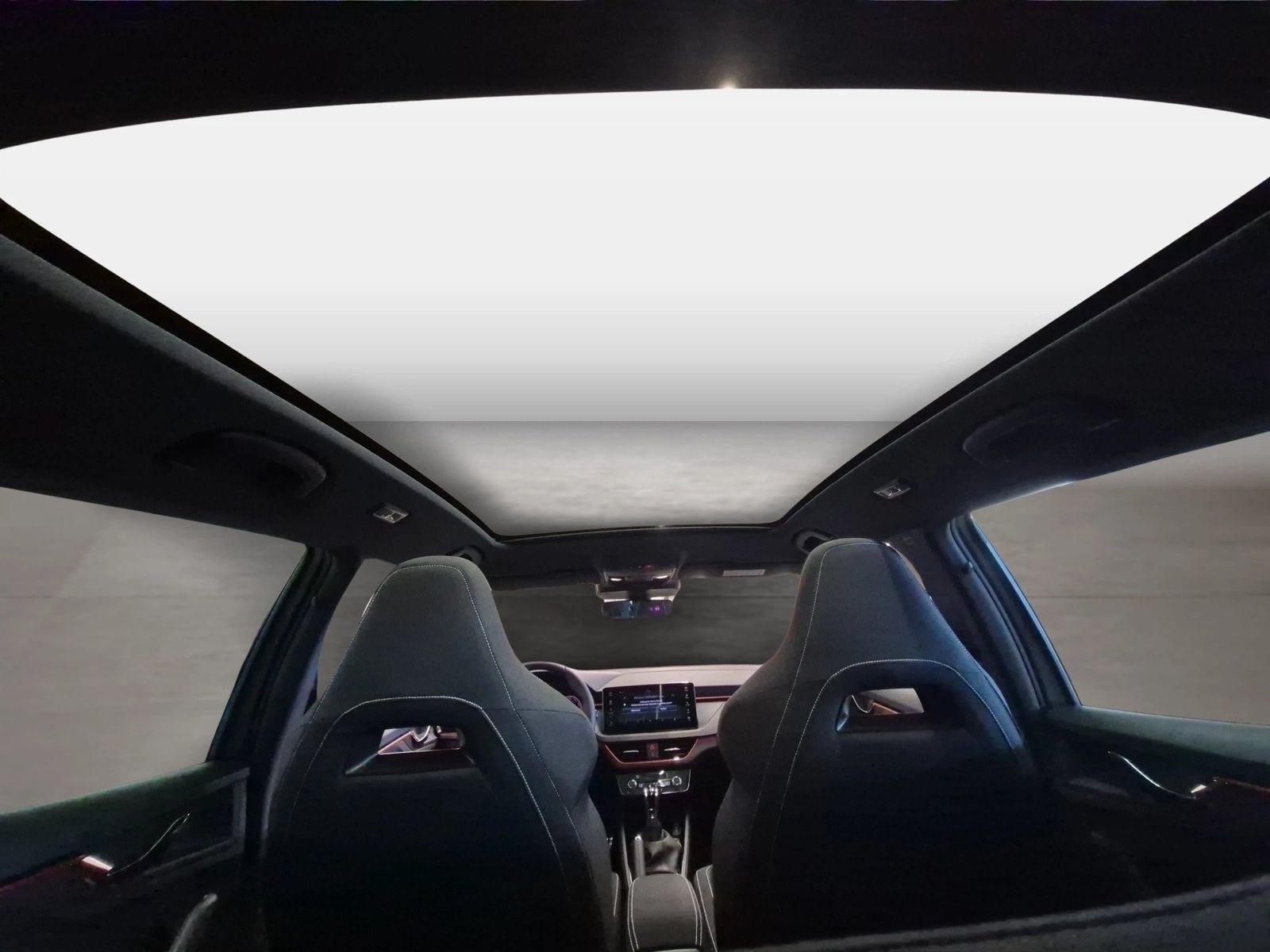 Fahrzeugabbildung SKODA Kamiq 1.5 TSI Monte Carlo Matrix AHK Pano SD ACC - mit KI generiert/bearbeitet