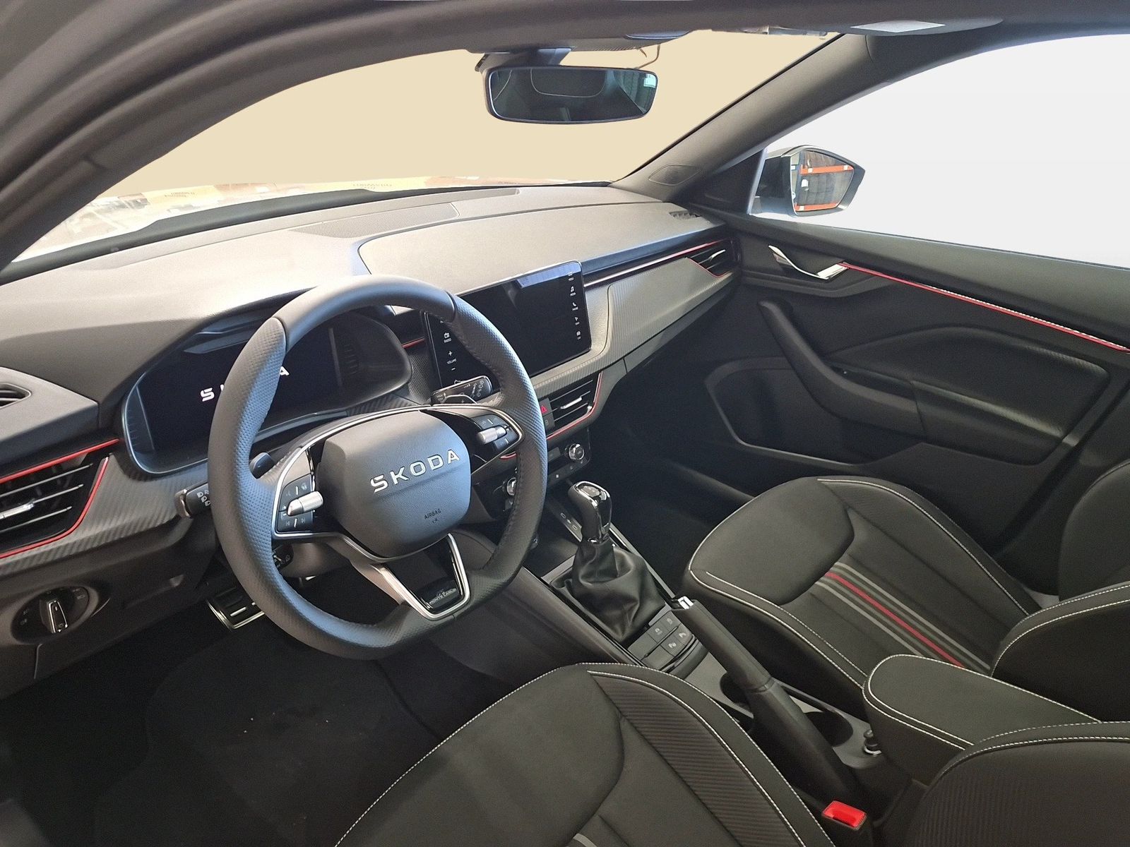 Fahrzeugabbildung SKODA Kamiq 1.5 TSI Monte Carlo Matrix AHK Pano SD ACC - mit KI generiert/bearbeitet