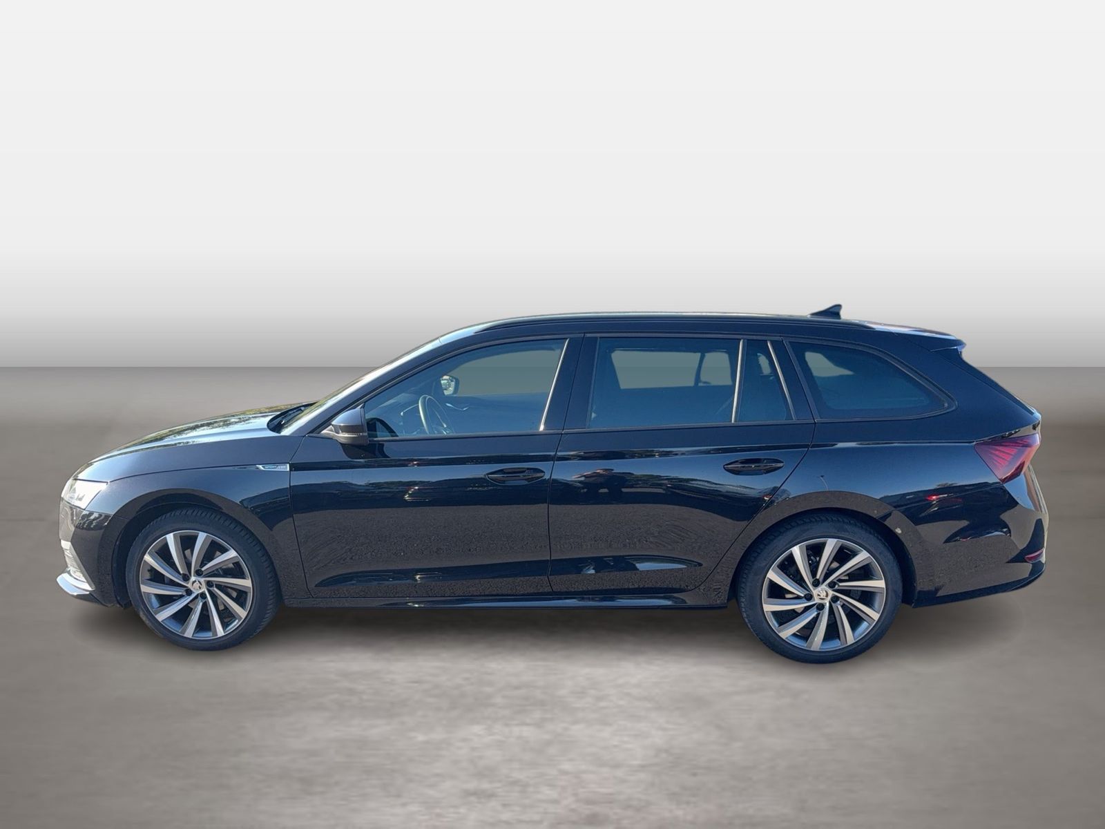 Fahrzeugabbildung SKODA Octavia Combi Sportline 2.0 TDI 110kW 7-Gang-DSG - mit KI generiert/bearbeitet