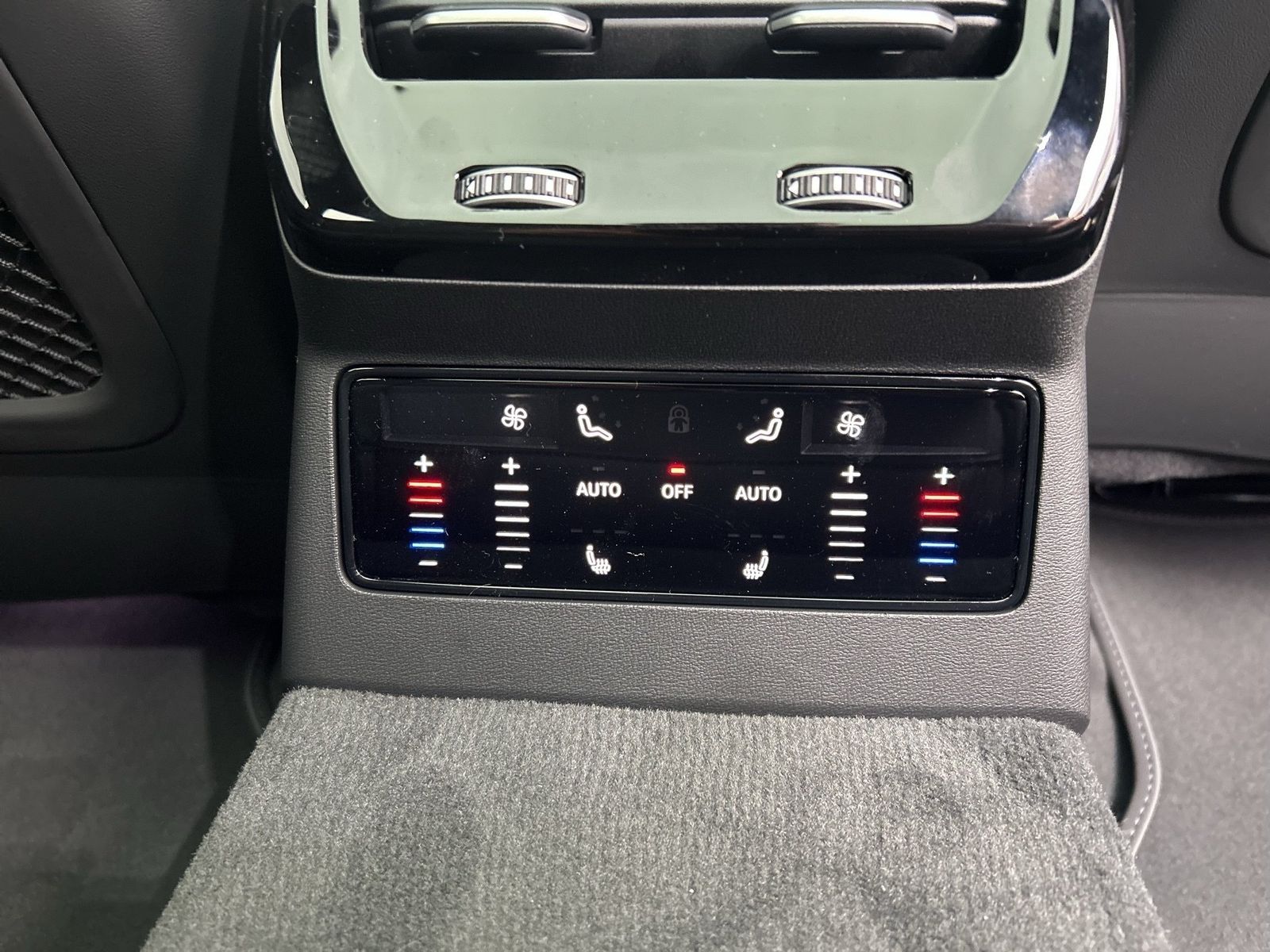 Fahrzeug autohaus mense Fahrzeugabbildung Audi A6 Avant TDI quattro 220 kW S tronic Matrix SD - mit KI generiert/bearbeitet