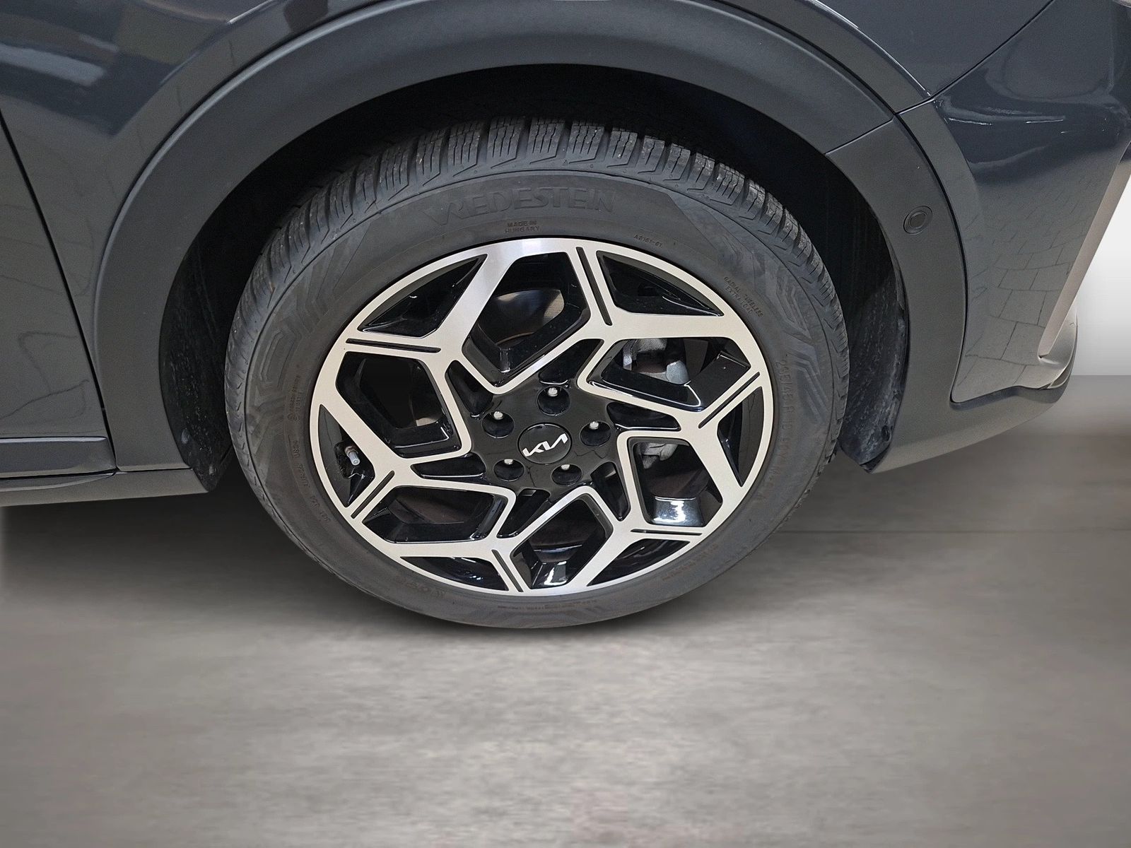 Fahrzeugabbildung Kia X-cee'd GT Line 1.5 T-GDI 118kW 7-Gang-Automatik - mit KI generiert/bearbeitet