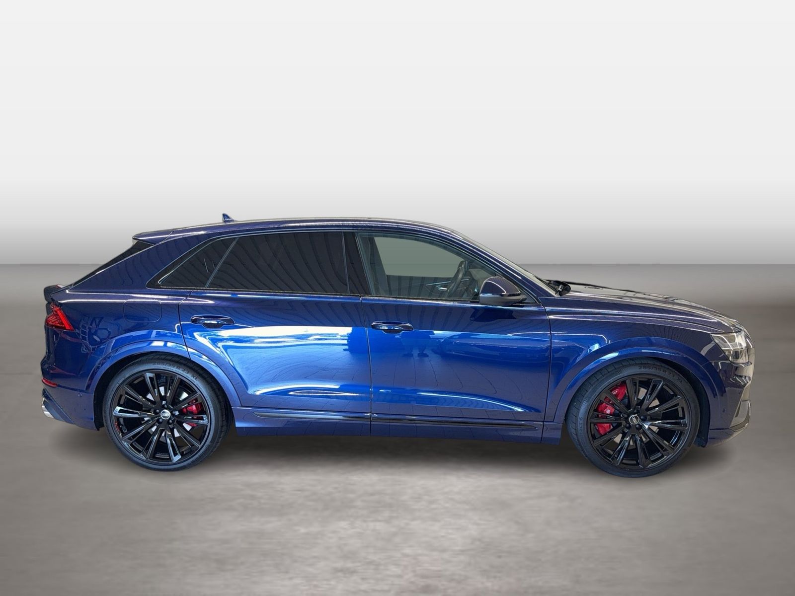 Fahrzeug autohaus mense Fahrzeugabbildung Audi SQ8 TFSI quattro tiptronic Matrix AHK HUD Luft