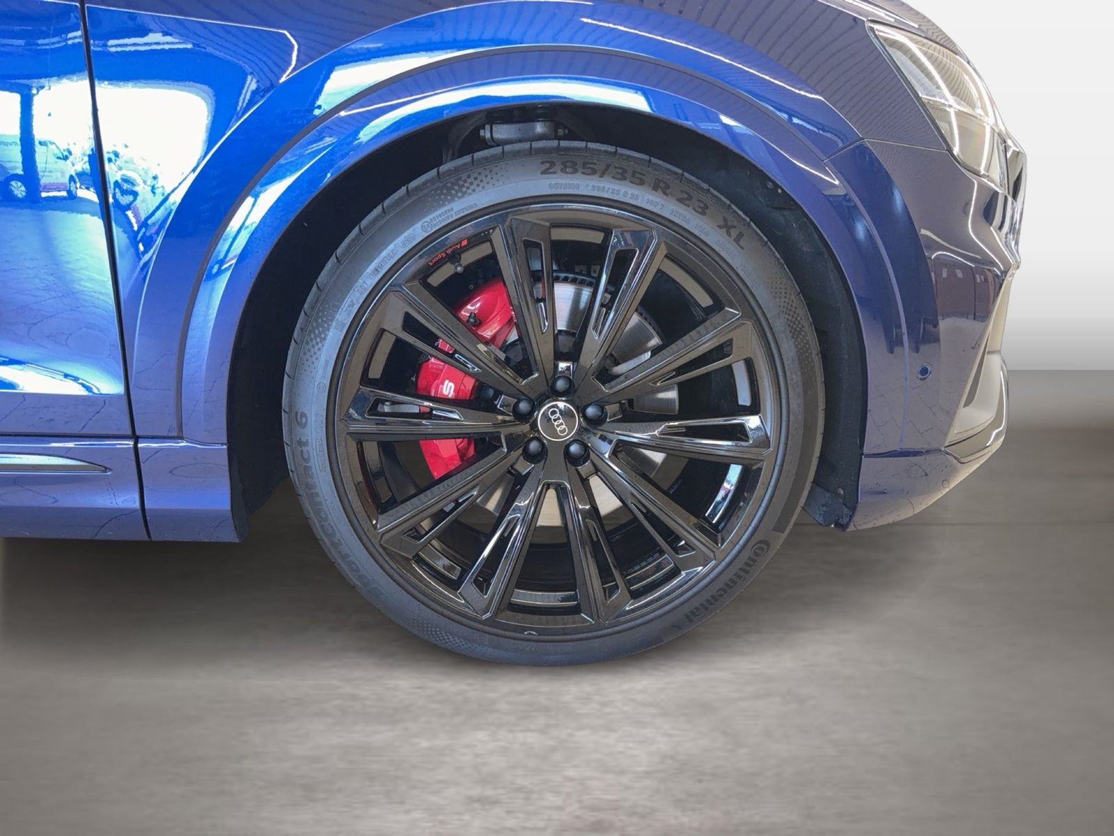 Fahrzeug autohaus mense Fahrzeugabbildung Audi SQ8 TFSI quattro tiptronic Matrix AHK HUD Luft