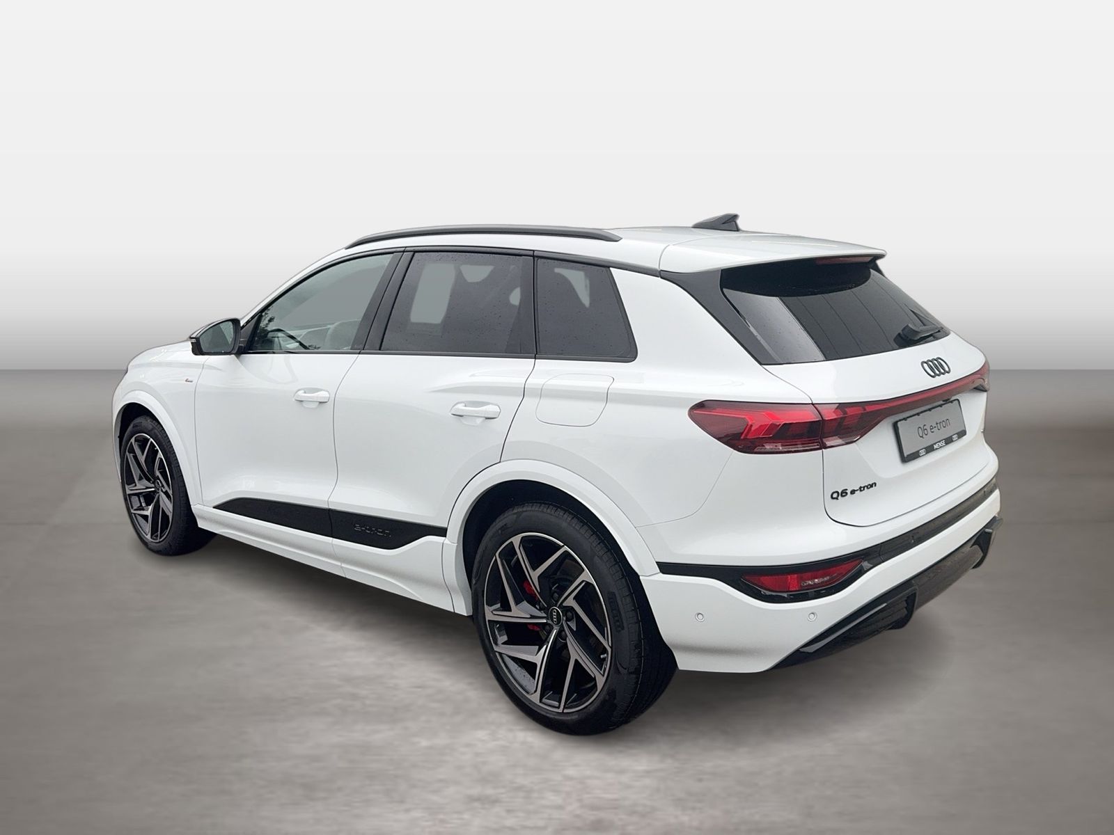 Fahrzeug autohaus mense Fahrzeugabbildung Audi Q6 SUV e-tron quattro 315 kW Matrix B&O - mit KI generiert/bearbeitet