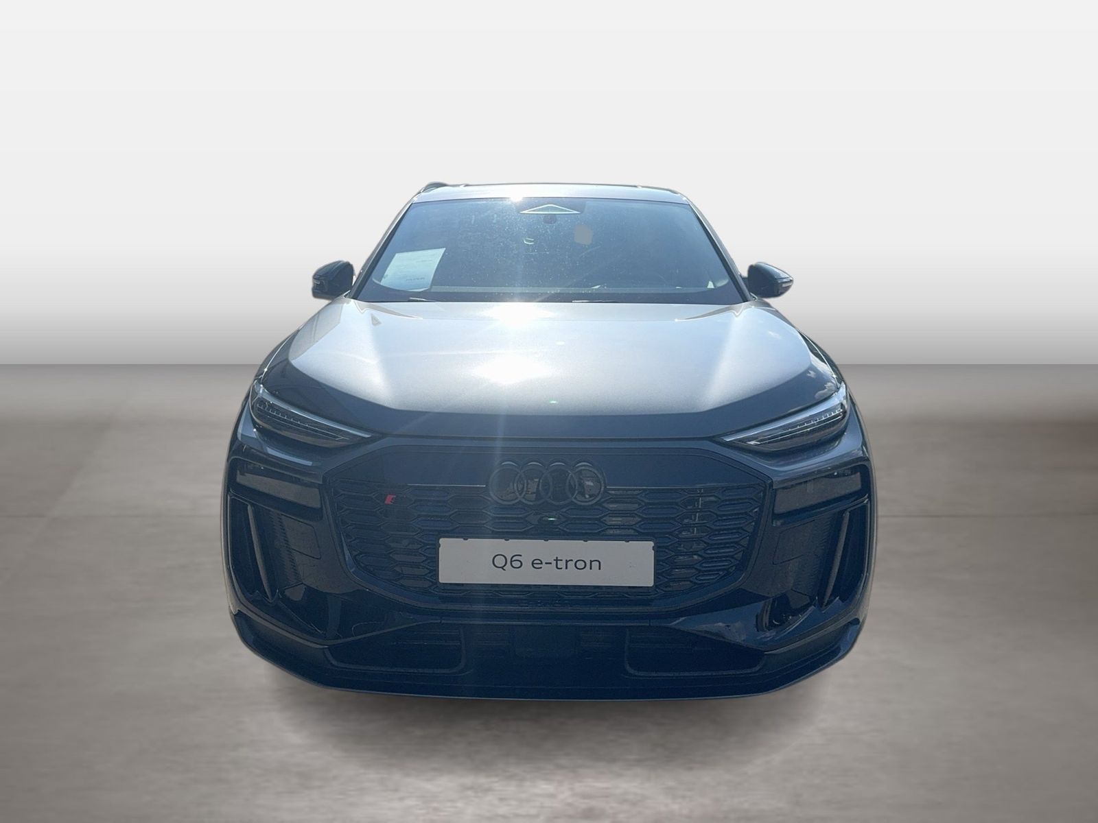 Fahrzeugabbildung Audi SQ6 SUV e-tron 360 kW Matrix B&O CarPlay TechPro - mit KI generiert/bearbeitet