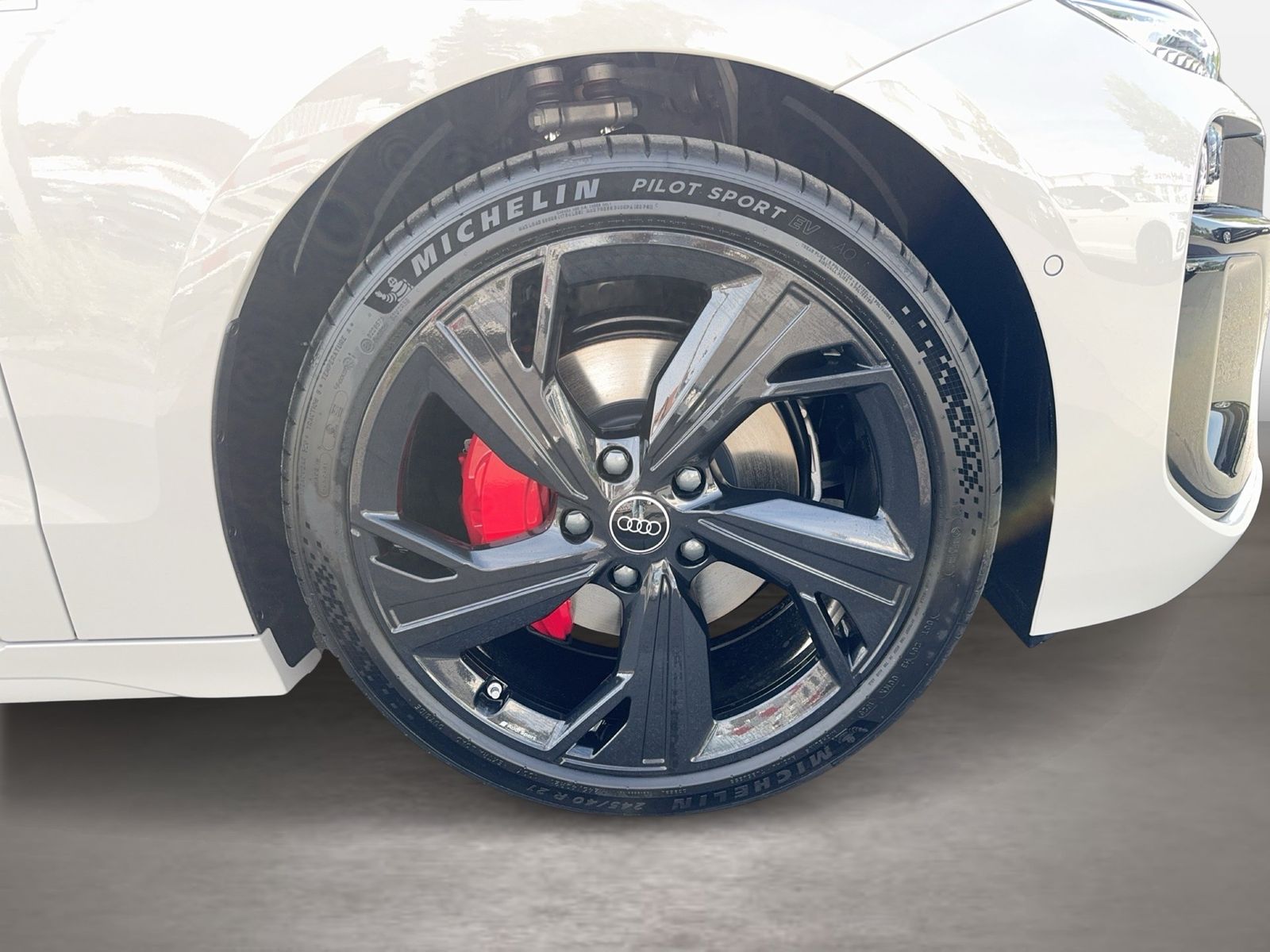 Fahrzeug autohaus mense Fahrzeugabbildung Audi A6 Sportback e-tron quattro 315 kW LM - mit KI generiert/bearbeitet