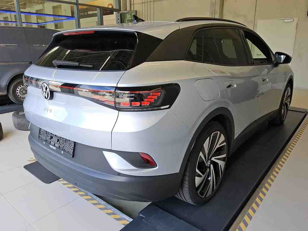 Fahrzeugabbildung Volkswagen ID.4 Pro Performance IQ.Light Matrix CarPlay AHK