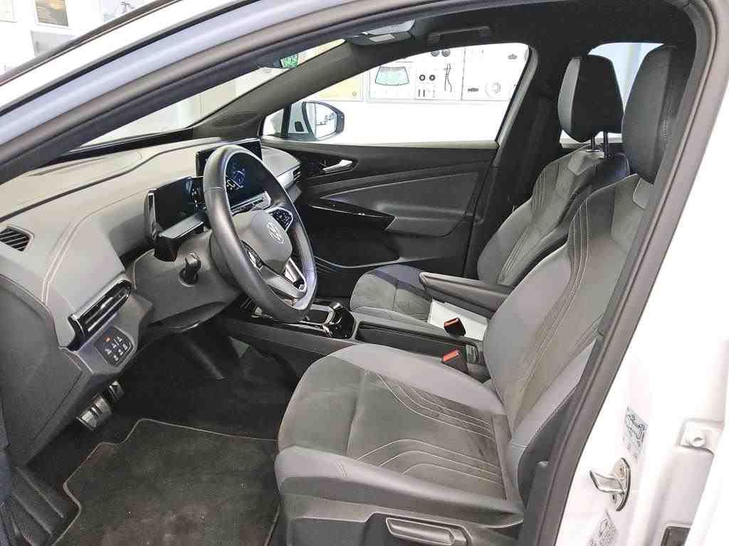 Fahrzeugabbildung Volkswagen ID.5 Pro Performance IQ.Light Matrix CarPlay AHK