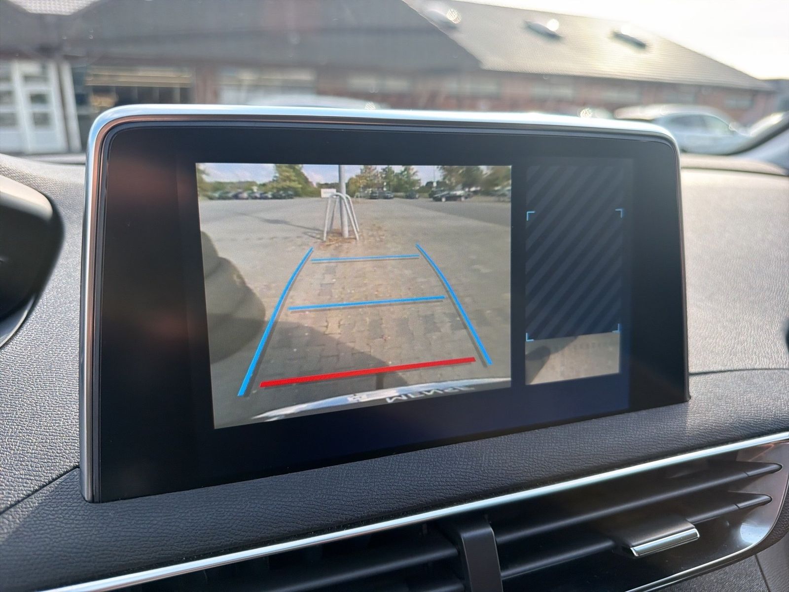 Fahrzeug autohaus mense Fahrzeugabbildung Peugeot 3008 1.6 Pure Tech Crossway Automatik Navi Virtu - mit KI generiert/bearbeitet