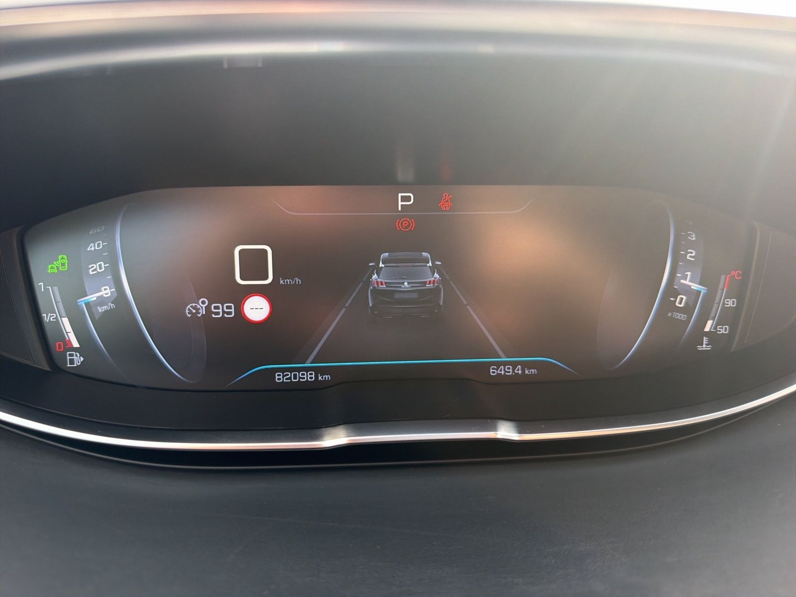 Fahrzeug autohaus mense Fahrzeugabbildung Peugeot 3008 1.6 Pure Tech Crossway Automatik Navi Virtu - mit KI generiert/bearbeitet