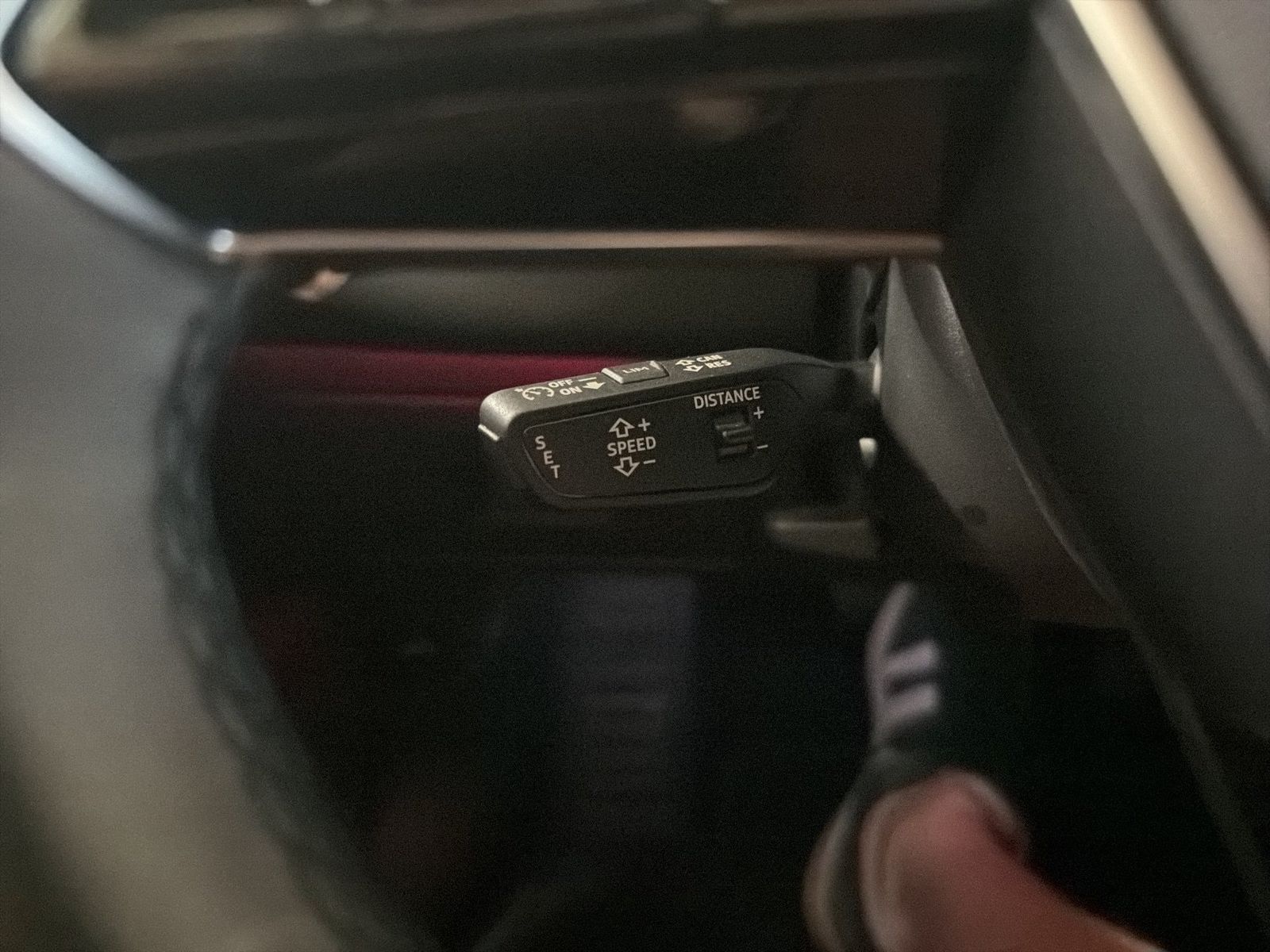 Fahrzeugabbildung Audi A6 Avant 35 TDI S tronic sport Matrix ACC LED LM