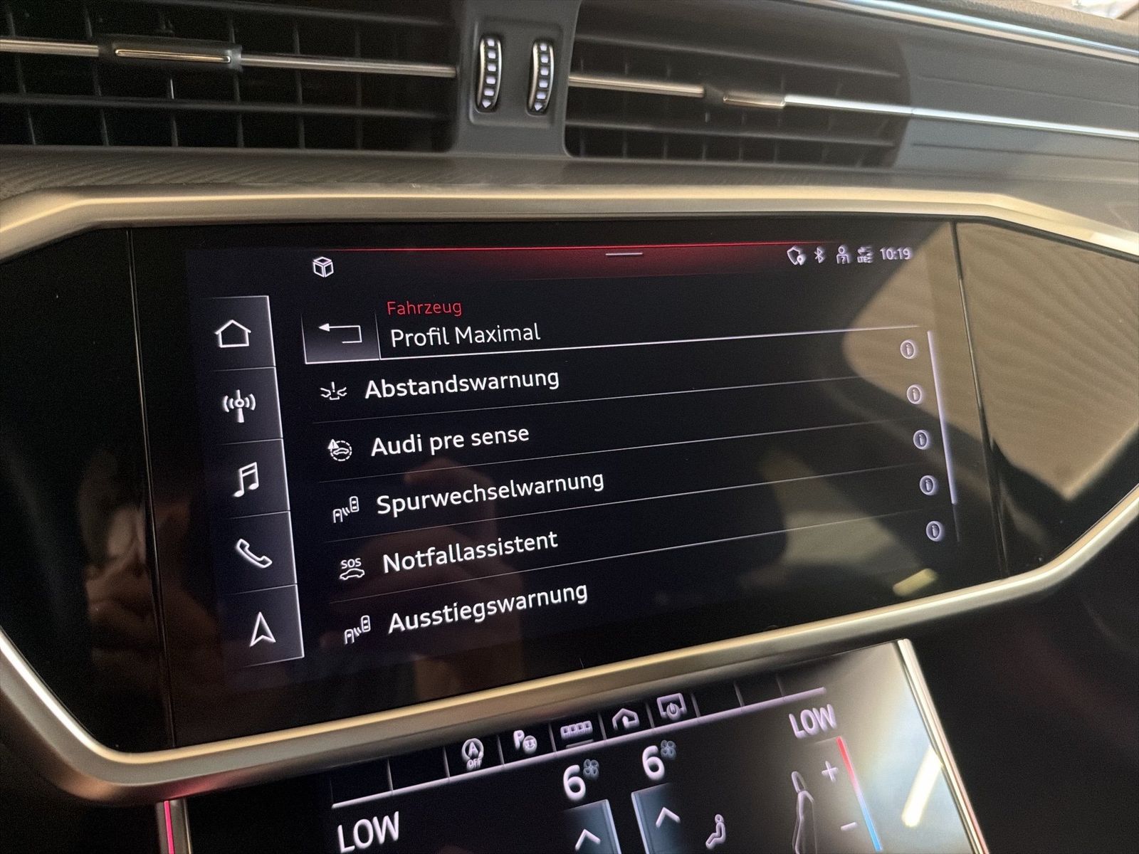 Fahrzeugabbildung Audi A6 Avant 35 TDI S tronic sport Matrix ACC LED LM