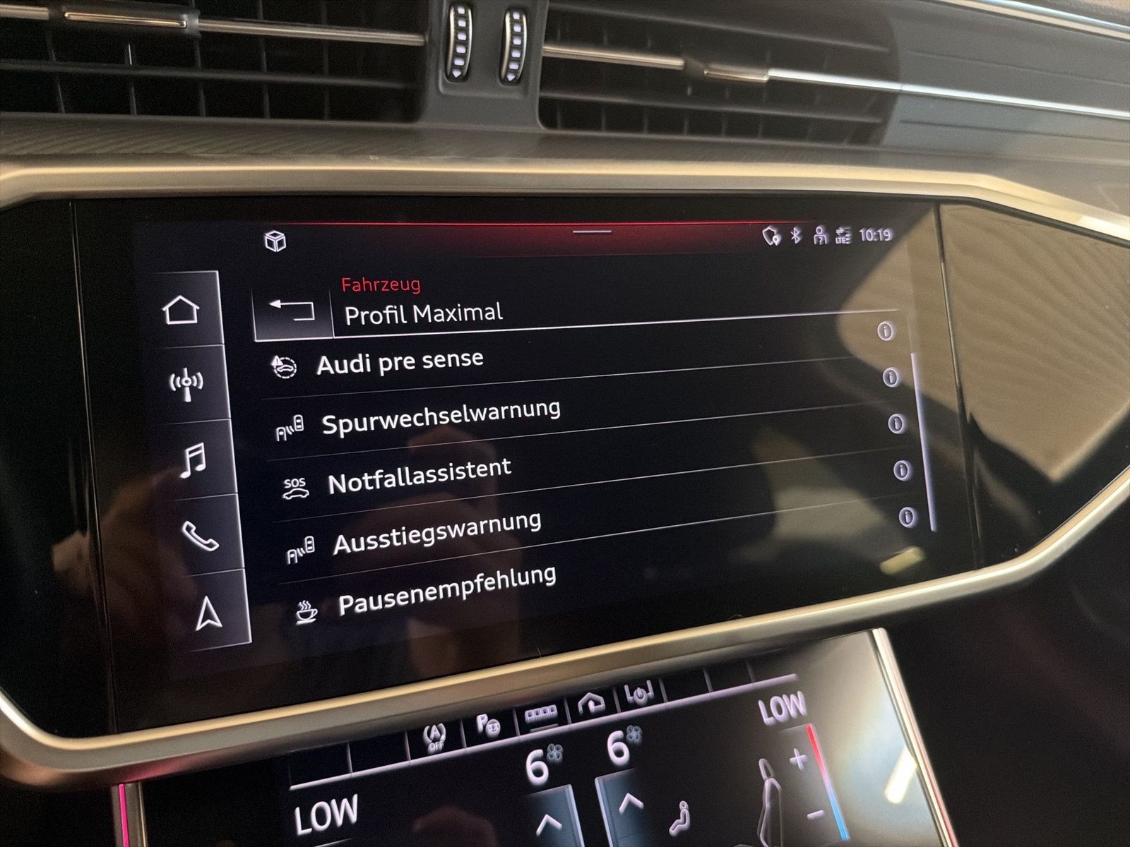 Fahrzeugabbildung Audi A6 Avant 35 TDI S tronic sport Matrix ACC LED LM