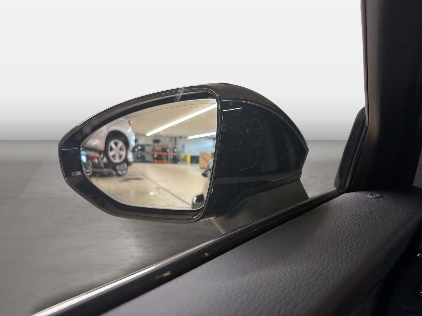 Fahrzeugabbildung Audi A6 Avant 35 TDI S tronic sport Matrix ACC LED LM