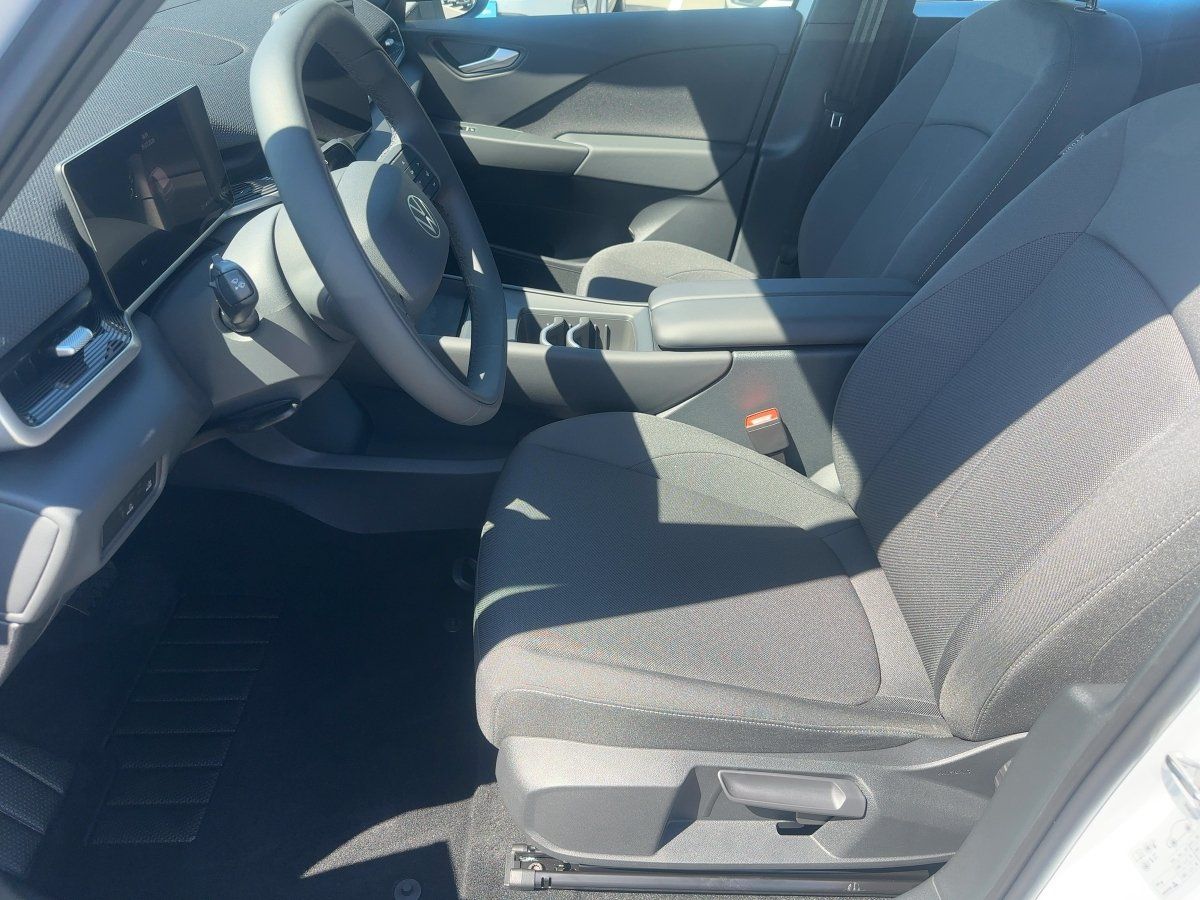 Fahrzeug autohaus mense Fahrzeugabbildung Volkswagen ID.3 Neo Trend 50 kWh 1-Gang-Automatik CarPlay - mit KI generiert/bearbeitet