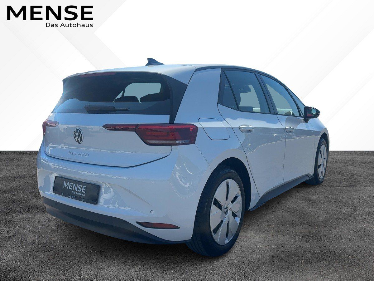 Fahrzeug autohaus mense Fahrzeugabbildung Volkswagen ID.3 Neo Trend 50 kWh 1-Gang-Automatik CarPlay - mit KI generiert/bearbeitet