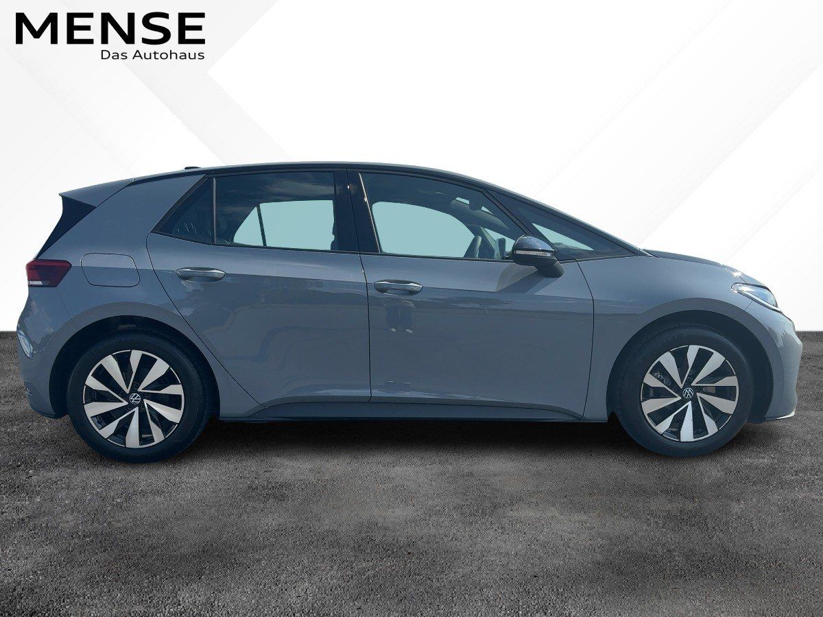 Fahrzeug autohaus mense Fahrzeugabbildung Volkswagen ID.3 Neo Life 50 kWh 1-Gang-Automatik Winterräde - mit KI generiert/bearbeitet