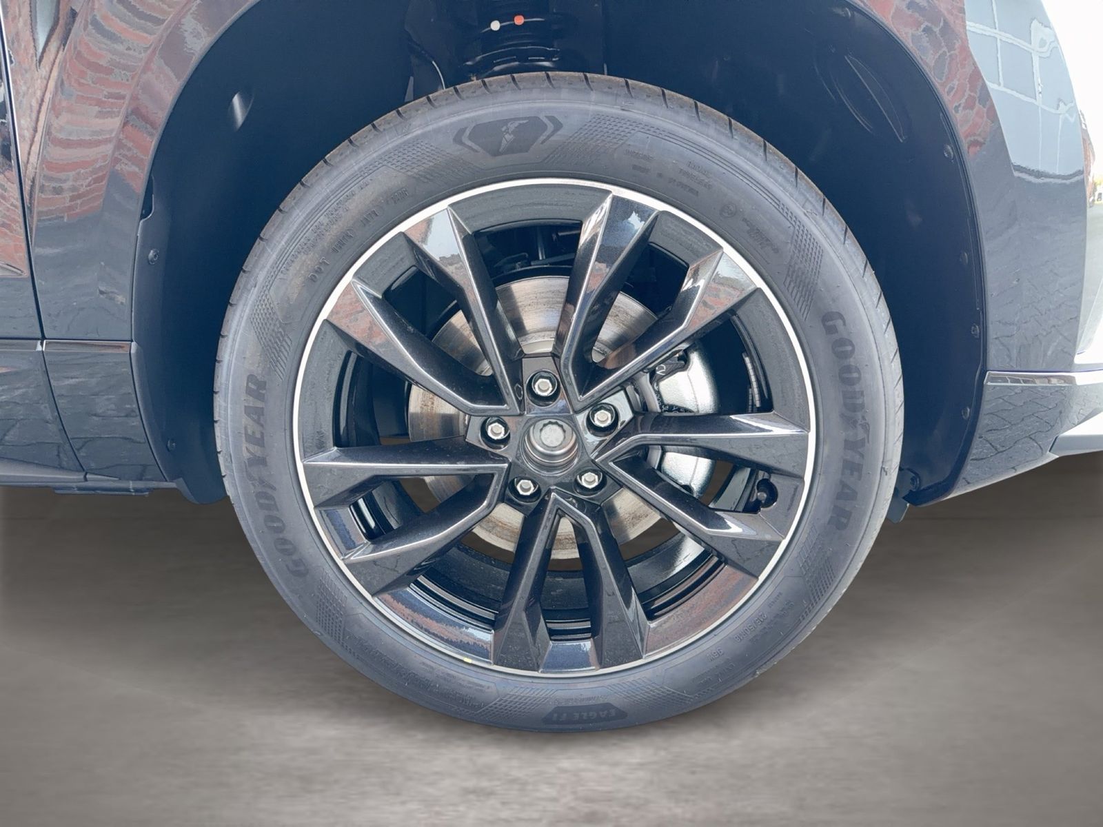 Fahrzeug autohaus mense Fahrzeugabbildung SKODA Karoq 1.5 TSI ACT Sportline Matrix AHK 4xSHZG LM - mit KI generiert/bearbeitet