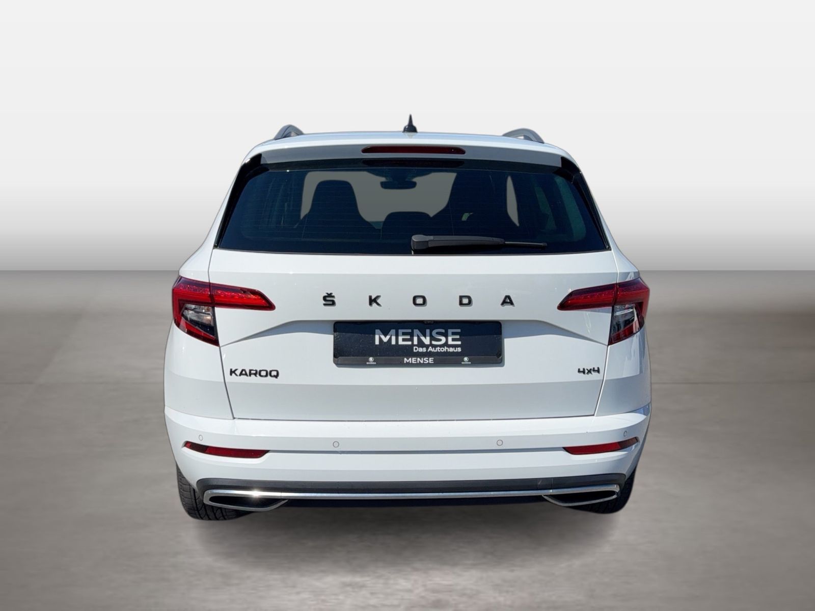 Fahrzeugabbildung SKODA Karoq Sportline 2.0l TSI 140kW 7-Gang-DSG 4x4 4x - mit KI generiert/bearbeitet
