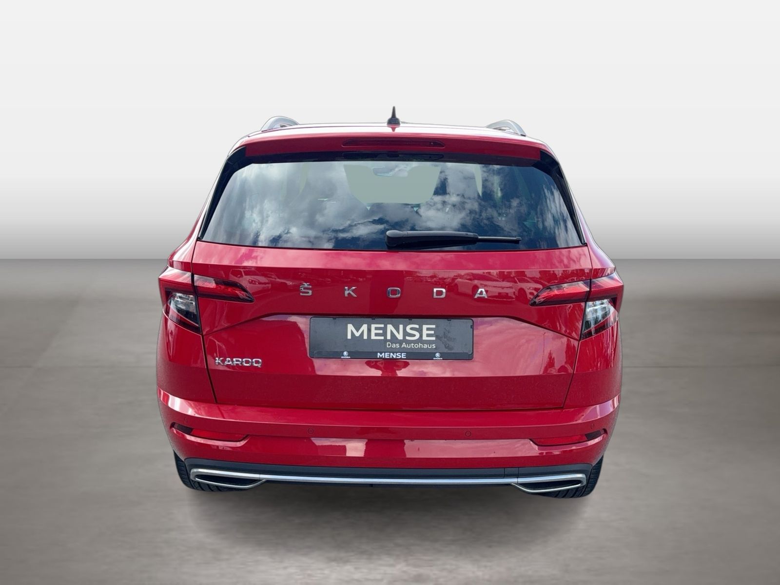 Fahrzeug autohaus mense Fahrzeugabbildung SKODA Karoq Sportline 1.5l TSI 110kW 7-Gang-DSG AHK SD - mit KI generiert/bearbeitet