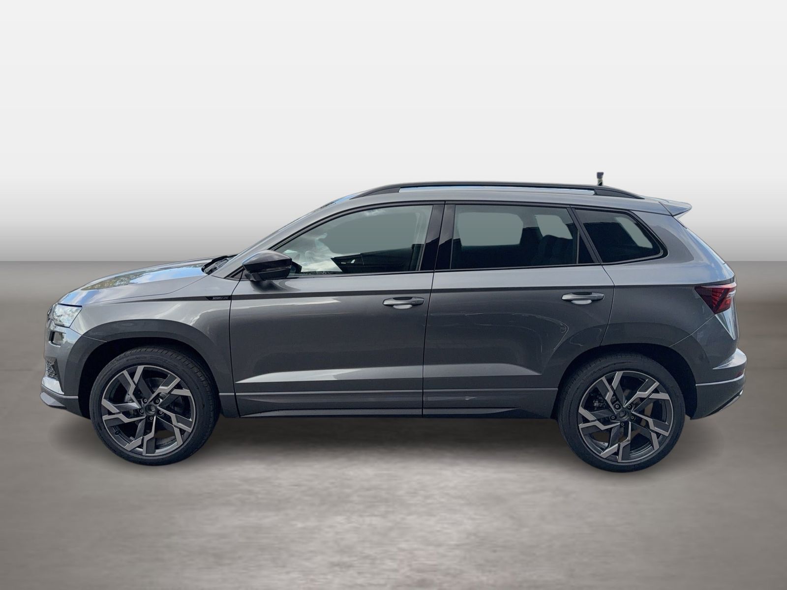 Fahrzeugabbildung SKODA Karoq 2.0 TDI 4x4 Sportline Matrix AHK Pano SD - mit KI generiert/bearbeitet