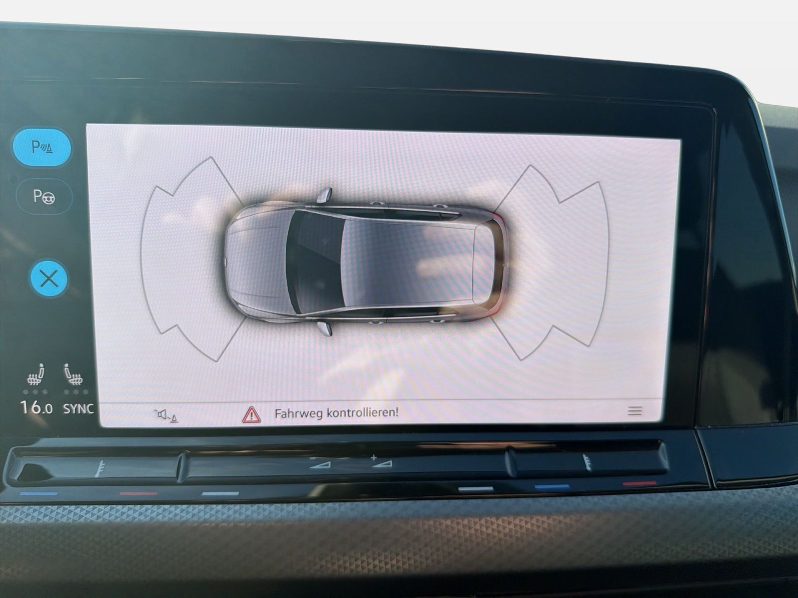 Fahrzeug autohaus mense Fahrzeugabbildung Volkswagen Golf VIII 1.5 TSI Active IQ.Light Matrix CarPlay - mit KI generiert/bearbeitet