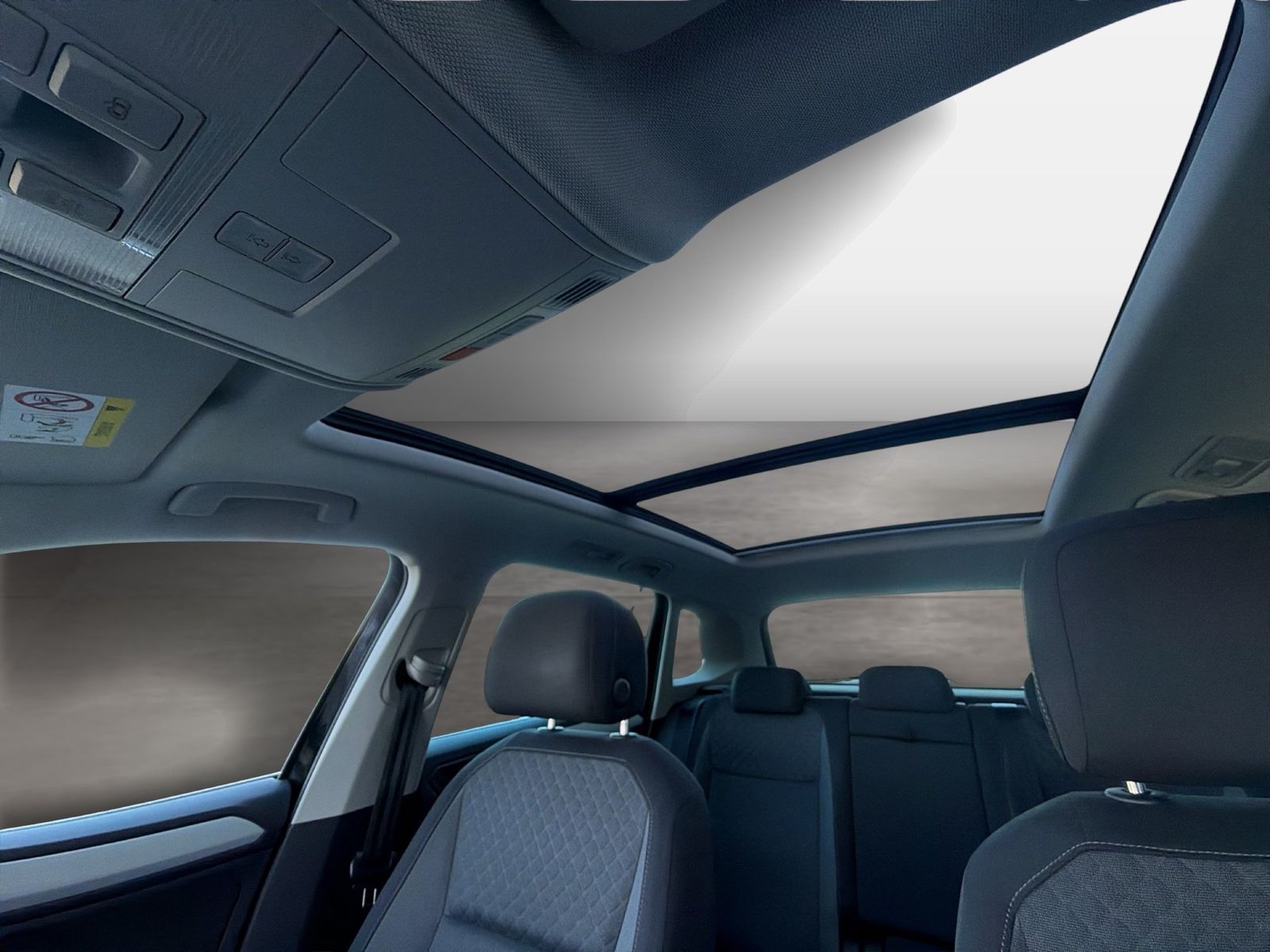 Fahrzeug autohaus mense Fahrzeugabbildung Volkswagen Tiguan 2.0 TSI DSG R-Line CarPlay|AHK|Pano|SD|LM - mit KI generiert/bearbeitet