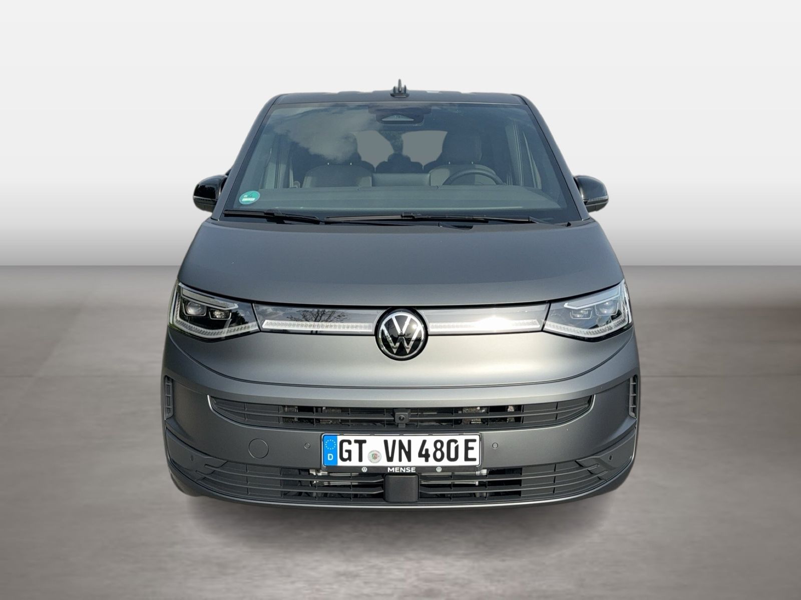 Fahrzeug autohaus mense Fahrzeugabbildung Volkswagen Multivan T7 Generation 1.5 eHybrid 4M 130kW DSG - mit KI generiert/bearbeitet