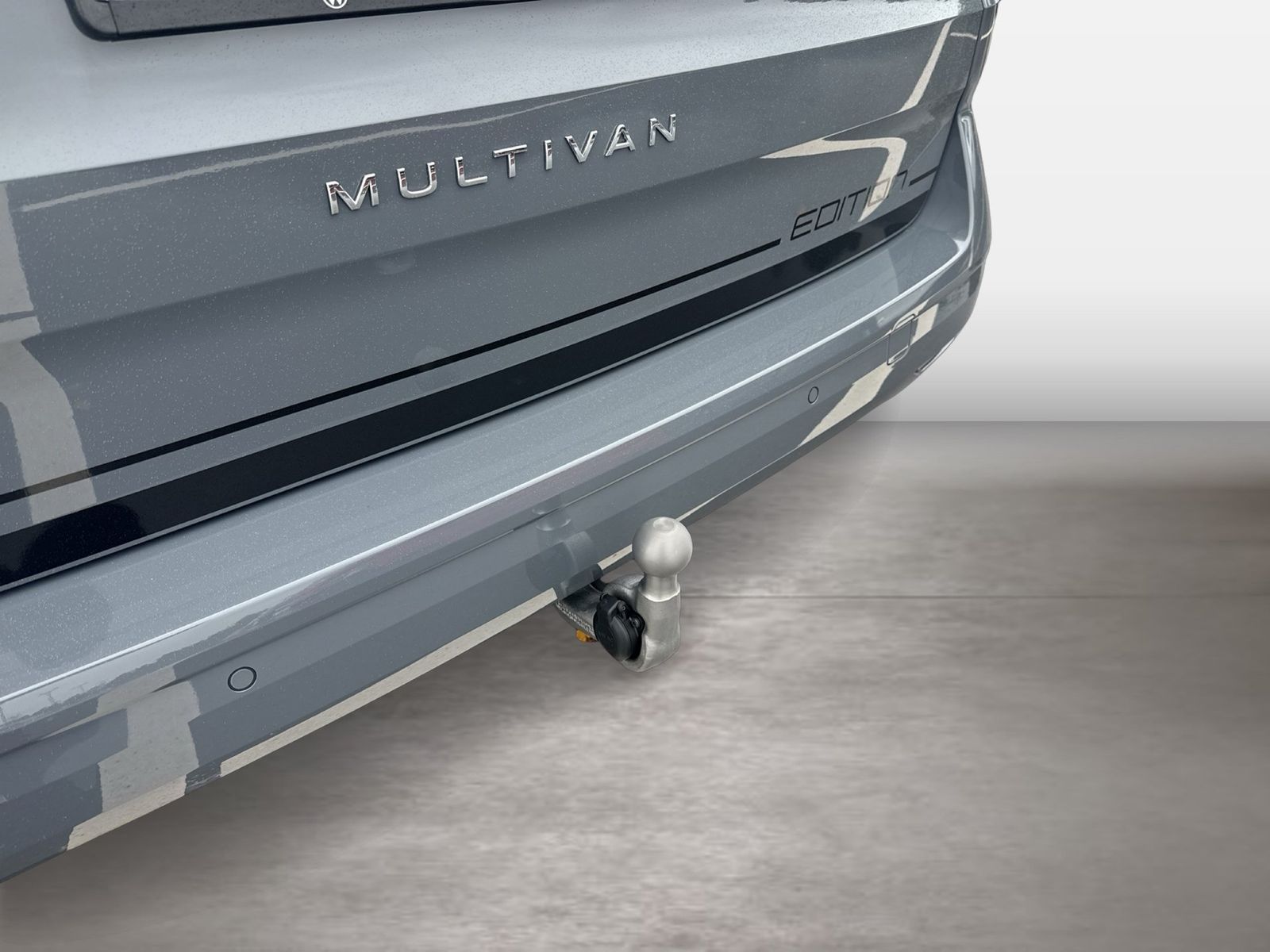 Fahrzeugabbildung Volkswagen Multivan Life Edition Motor: 2.0 l TDI SCR 110 k - mit KI generiert/bearbeitet