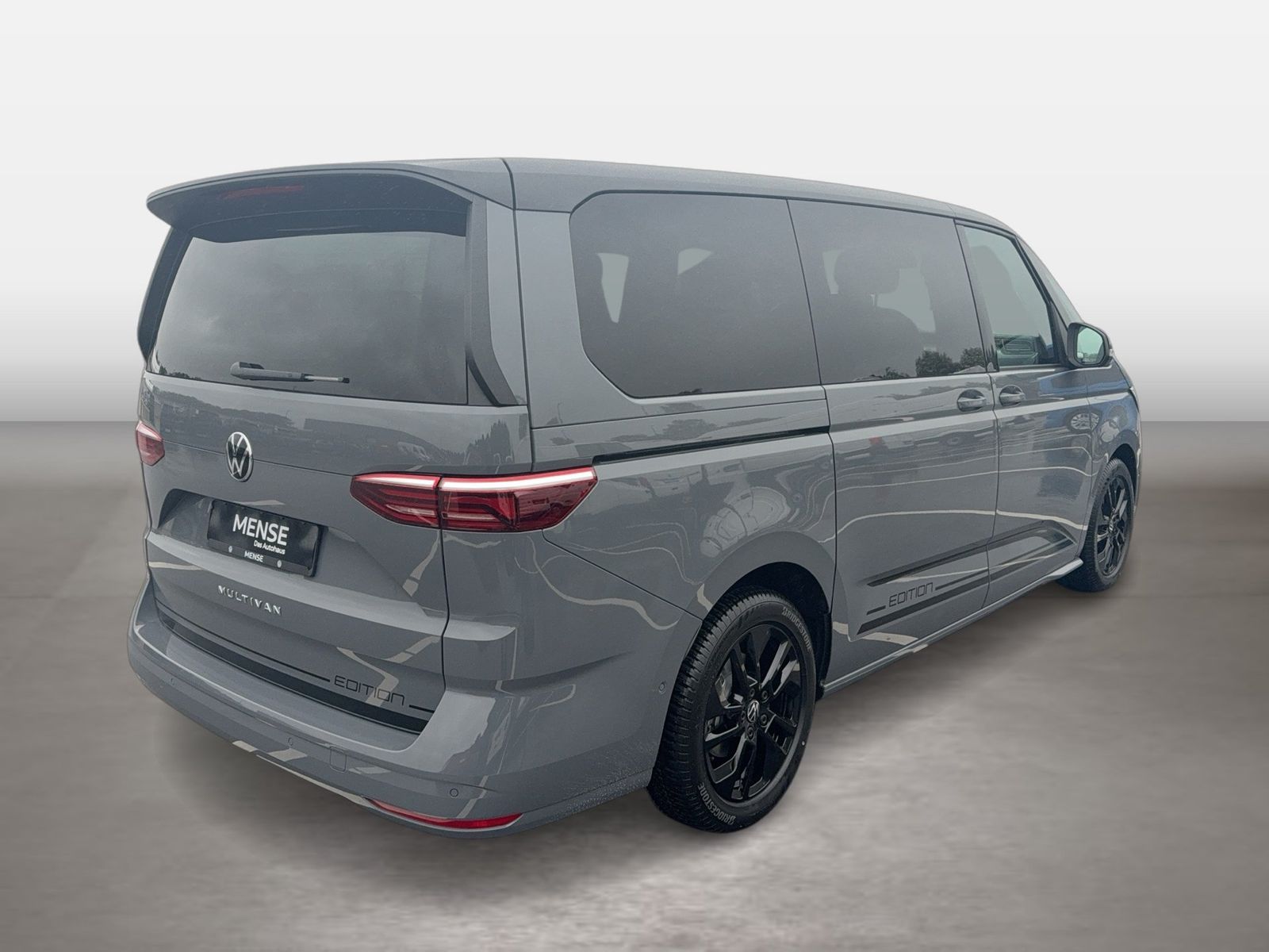 Fahrzeugabbildung Volkswagen Multivan Life Edition Motor: 2.0 l TDI SCR 110 k - mit KI generiert/bearbeitet