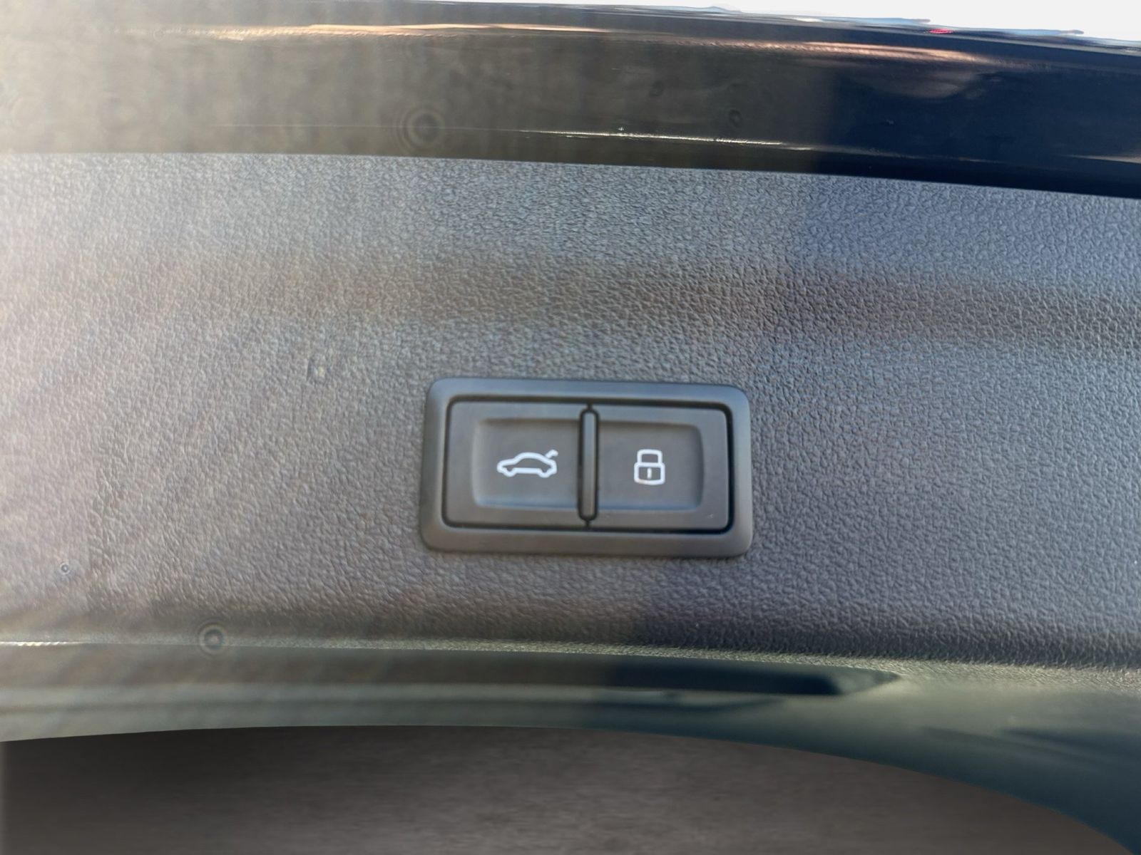Fahrzeug autohaus mense Fahrzeugabbildung Audi A6 allroad 50 TDI quattro Tiptronic Matrix B&O - mit KI generiert/bearbeitet
