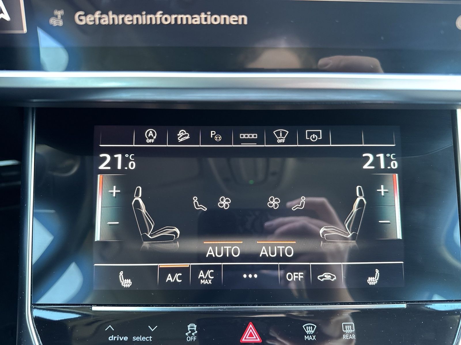 Fahrzeug autohaus mense Fahrzeugabbildung Audi A6 allroad 50 TDI quattro Tiptronic Matrix B&O - mit KI generiert/bearbeitet