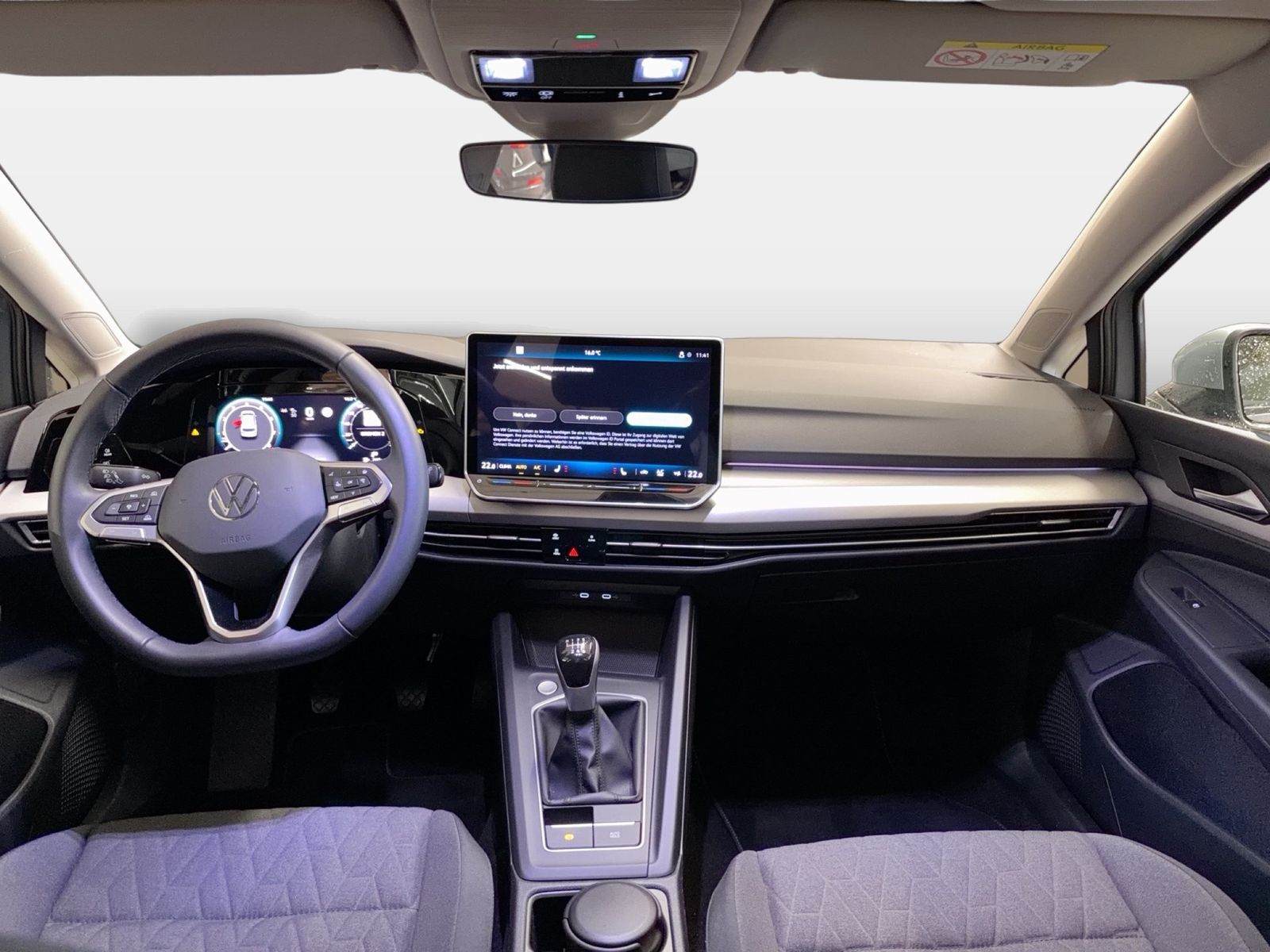 Fahrzeug autohaus mense Fahrzeugabbildung Volkswagen Golf VIII 1.5 TSI Life IQ.Light Matrix CarPlay - mit KI generiert/bearbeitet