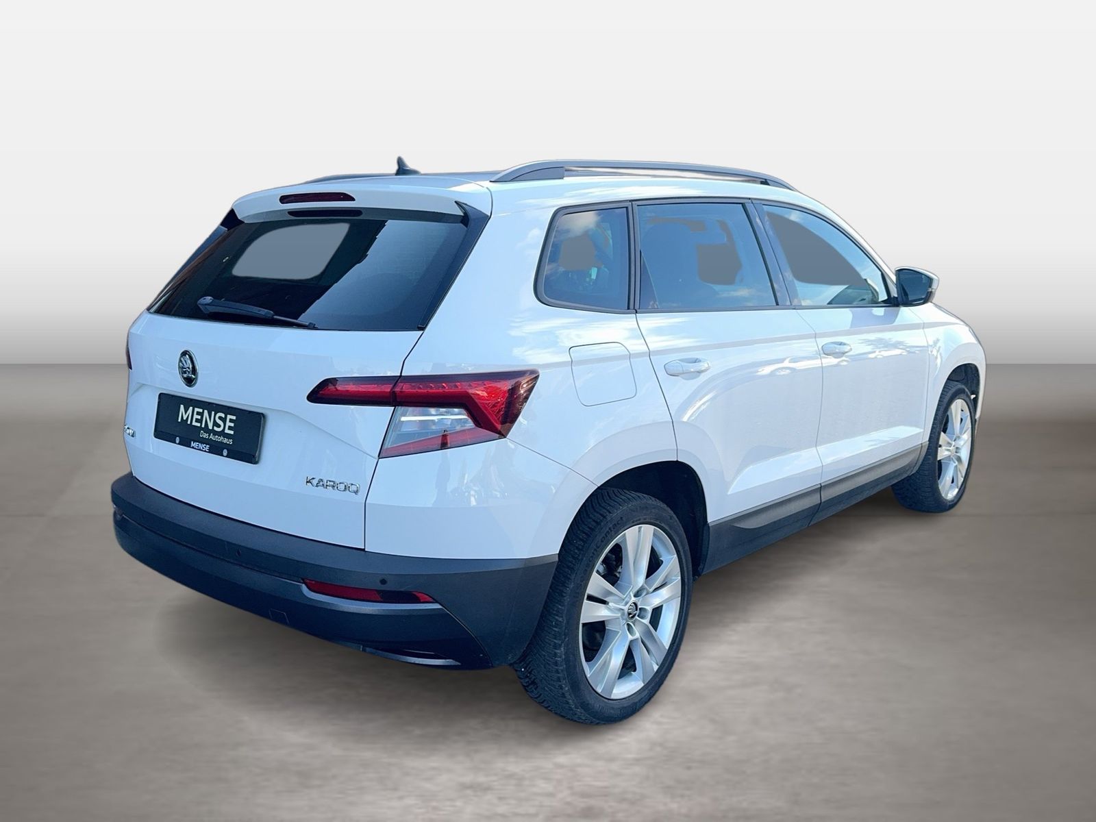 Fahrzeugabbildung SKODA Karoq Style 1.5l TSI 110kW 7-Gang-DSG 4xSHZG LED - mit KI generiert/bearbeitet