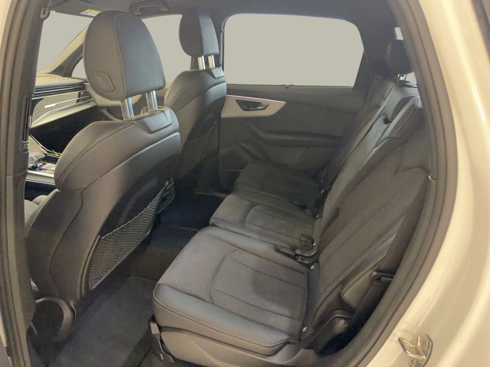 Fahrzeug autohaus mense Fahrzeugabbildung Audi Q7 60 TFSI e quattro tiptronic S line Matrix B&O - mit KI generiert/bearbeitet