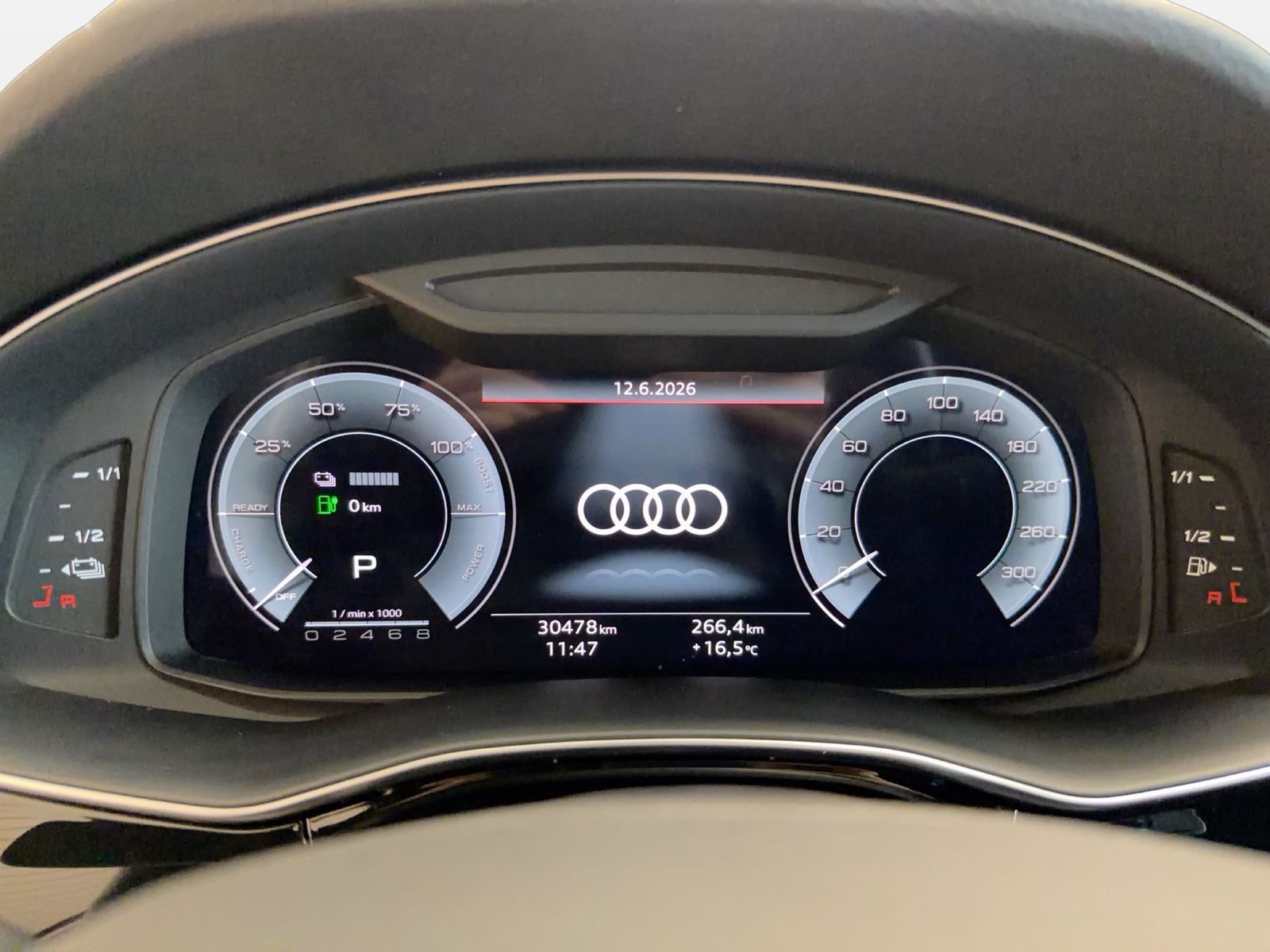 Fahrzeug autohaus mense Fahrzeugabbildung Audi Q7 60 TFSI e quattro tiptronic S line Matrix B&O - mit KI generiert/bearbeitet