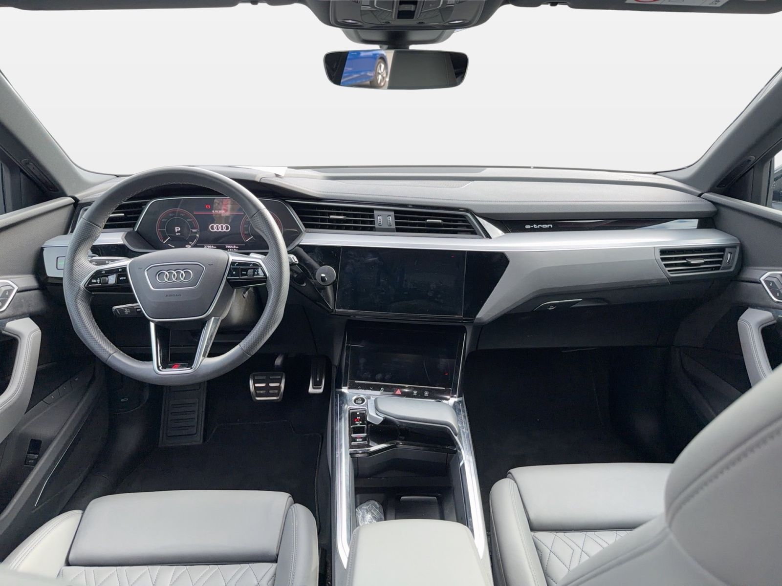 Fahrzeug autohaus mense Fahrzeugabbildung Audi Q8 e-tron 55 quattro S line Matrix HUD Luft Pano - mit KI generiert/bearbeitet