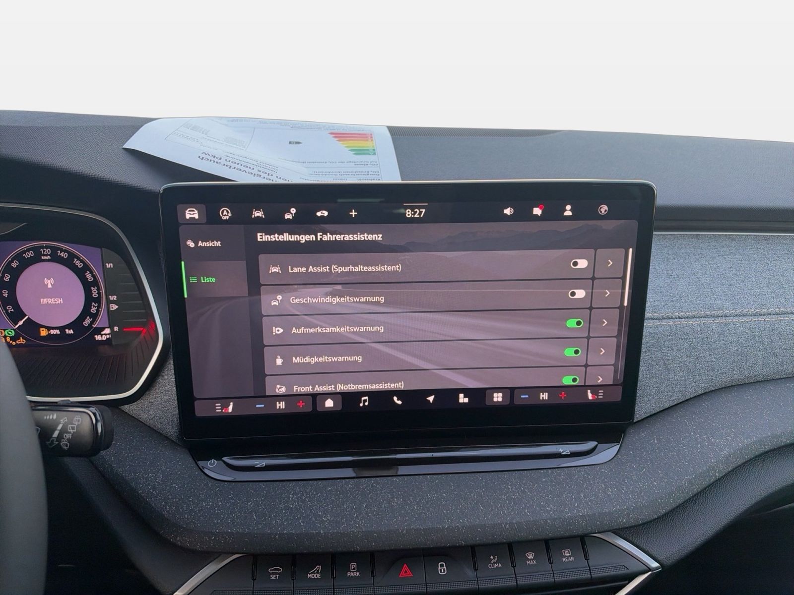 Fahrzeugabbildung SKODA Octavia Combi Balance 2.0l TDI 110kW 7-Gang-DSG - mit KI generiert/bearbeitet