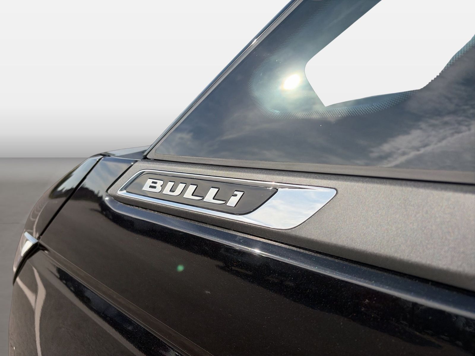 Fahrzeug autohaus mense Fahrzeugabbildung Volkswagen Multivan Life Generation 2.0 TDI 110kW DSG AHK - mit KI generiert/bearbeitet