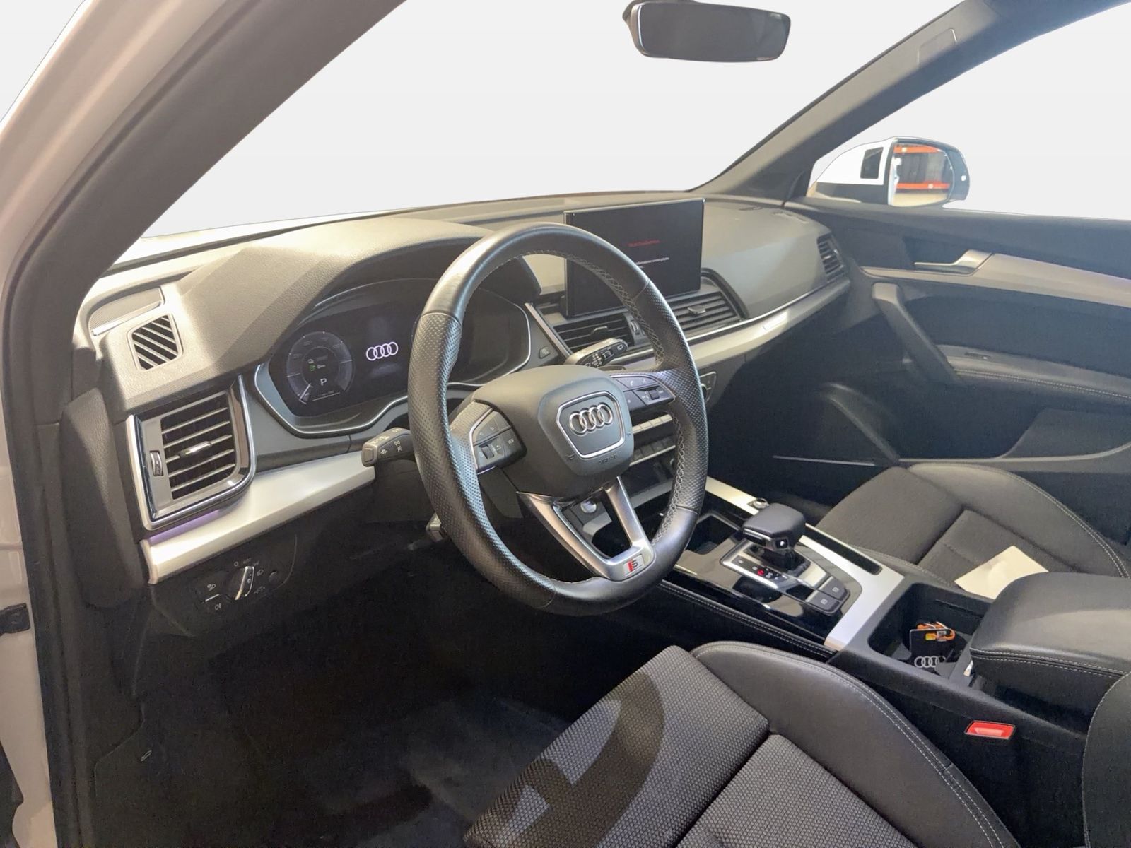 Fahrzeug autohaus mense Fahrzeugabbildung Audi Q5 55 TFSI e quattro S tronic S line Matrix B&O - mit KI generiert/bearbeitet
