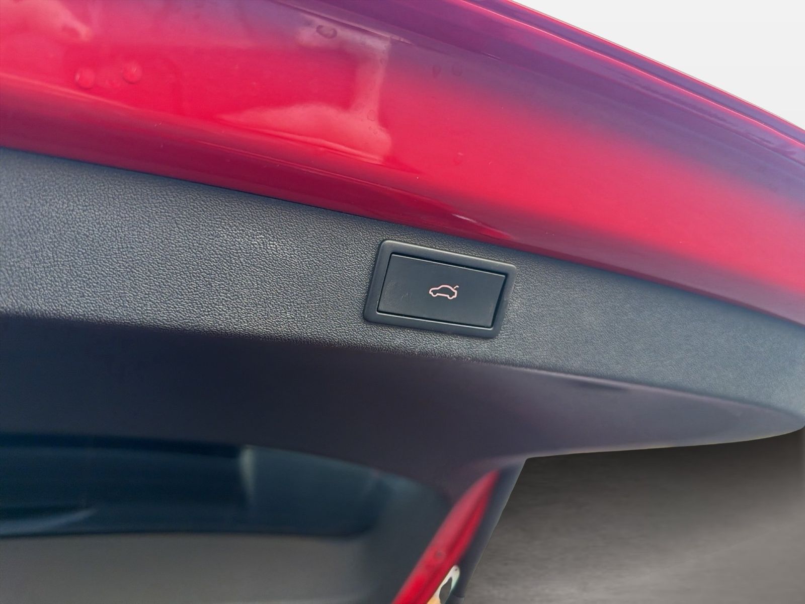 Fahrzeug autohaus mense Fahrzeugabbildung SKODA Enyaq 80X Sportline 82kWh Batterie 195kW Elektro - mit KI generiert/bearbeitet