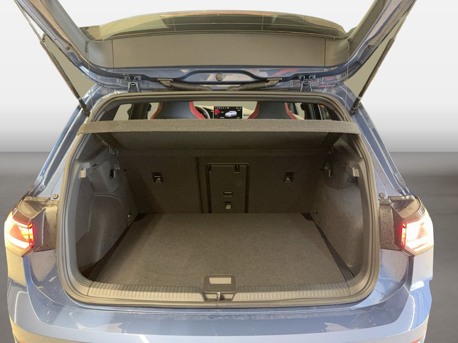 Fahrzeug autohaus mense Fahrzeugabbildung Volkswagen Golf VIII GTI 2.0 TSI DSG IQ.Light Matrix ACC LM - mit KI generiert/bearbeitet