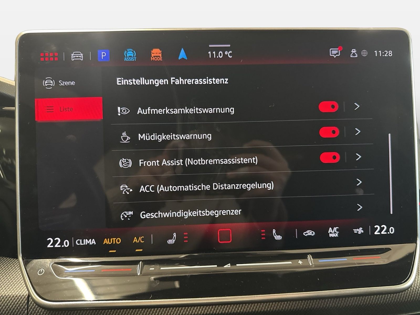 Fahrzeug autohaus mense Fahrzeugabbildung Volkswagen Golf VIII GTI 2.0 TSI DSG IQ.Light Matrix ACC LM - mit KI generiert/bearbeitet